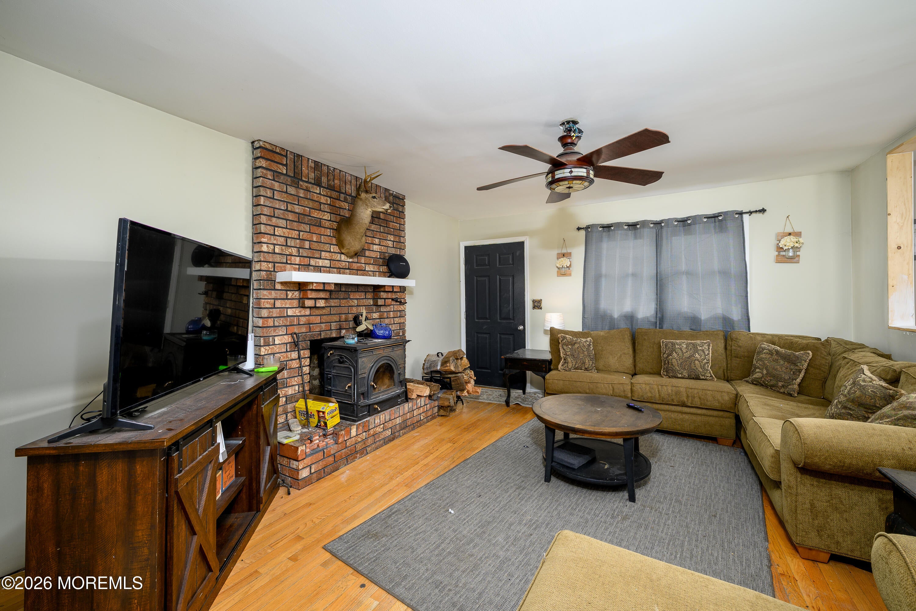 2 Lawrence Ave, Howell, NJ 07731 photo