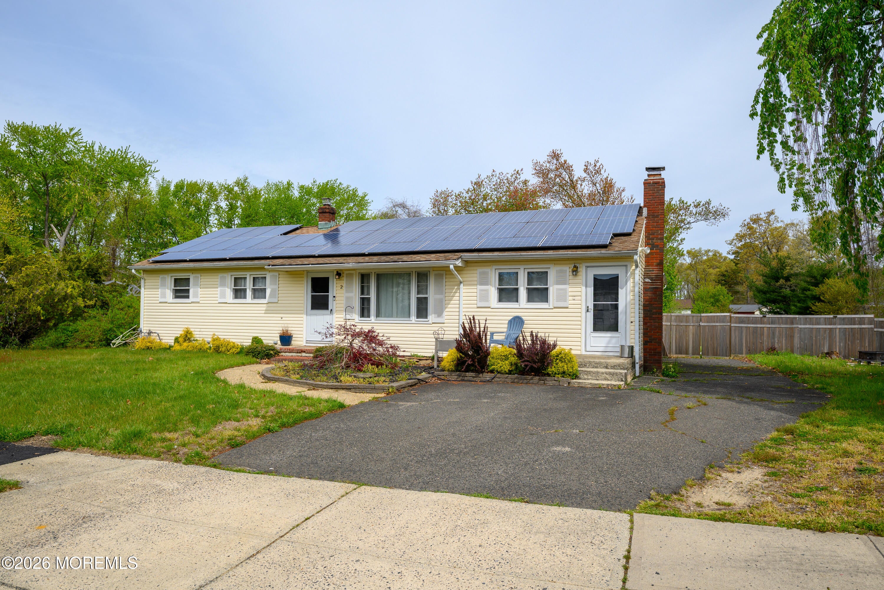 2 Lawrence Ave, Howell, NJ 07731