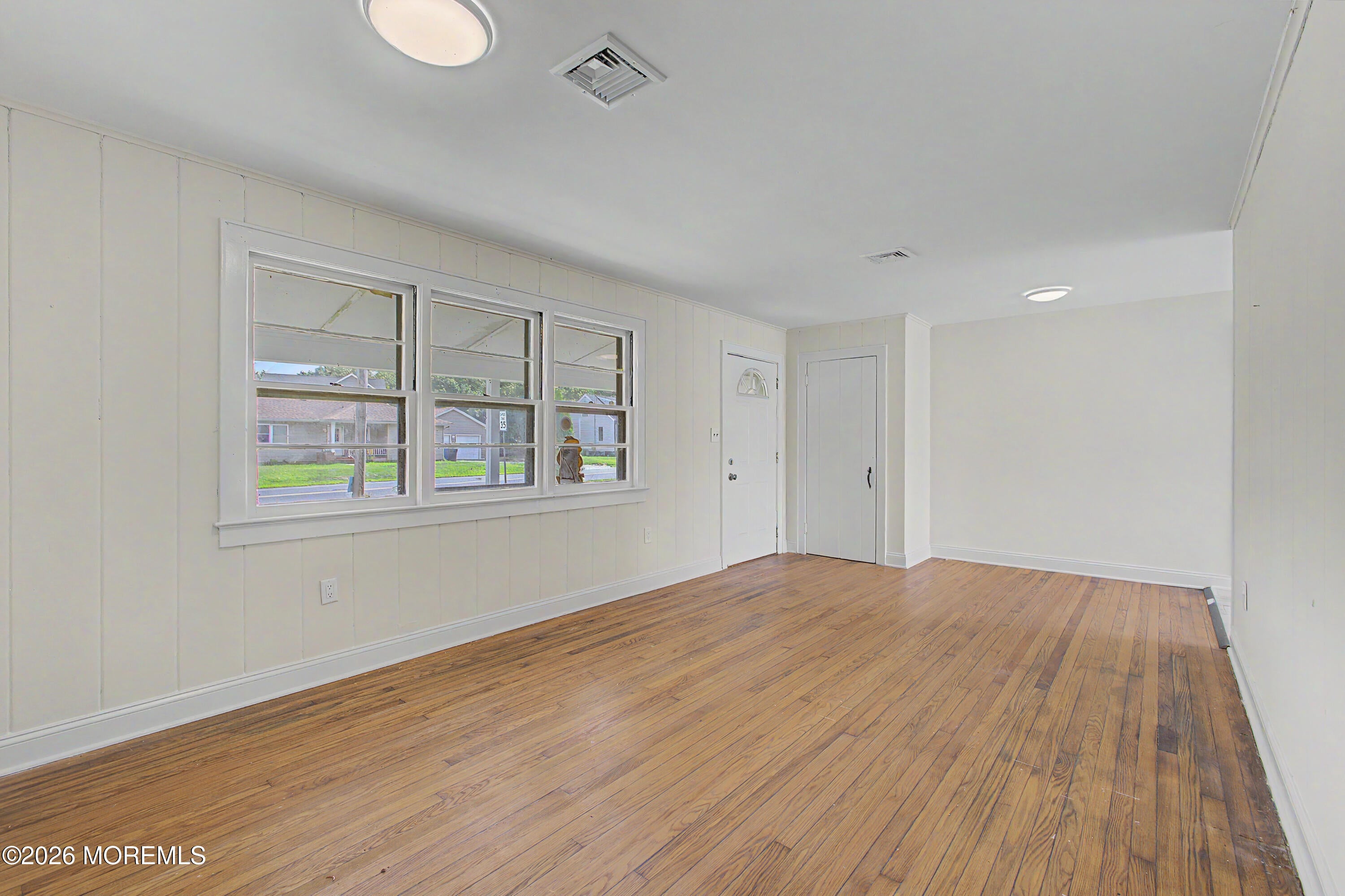 102 Cedar Grove Rd, Toms River, NJ 08753 photo