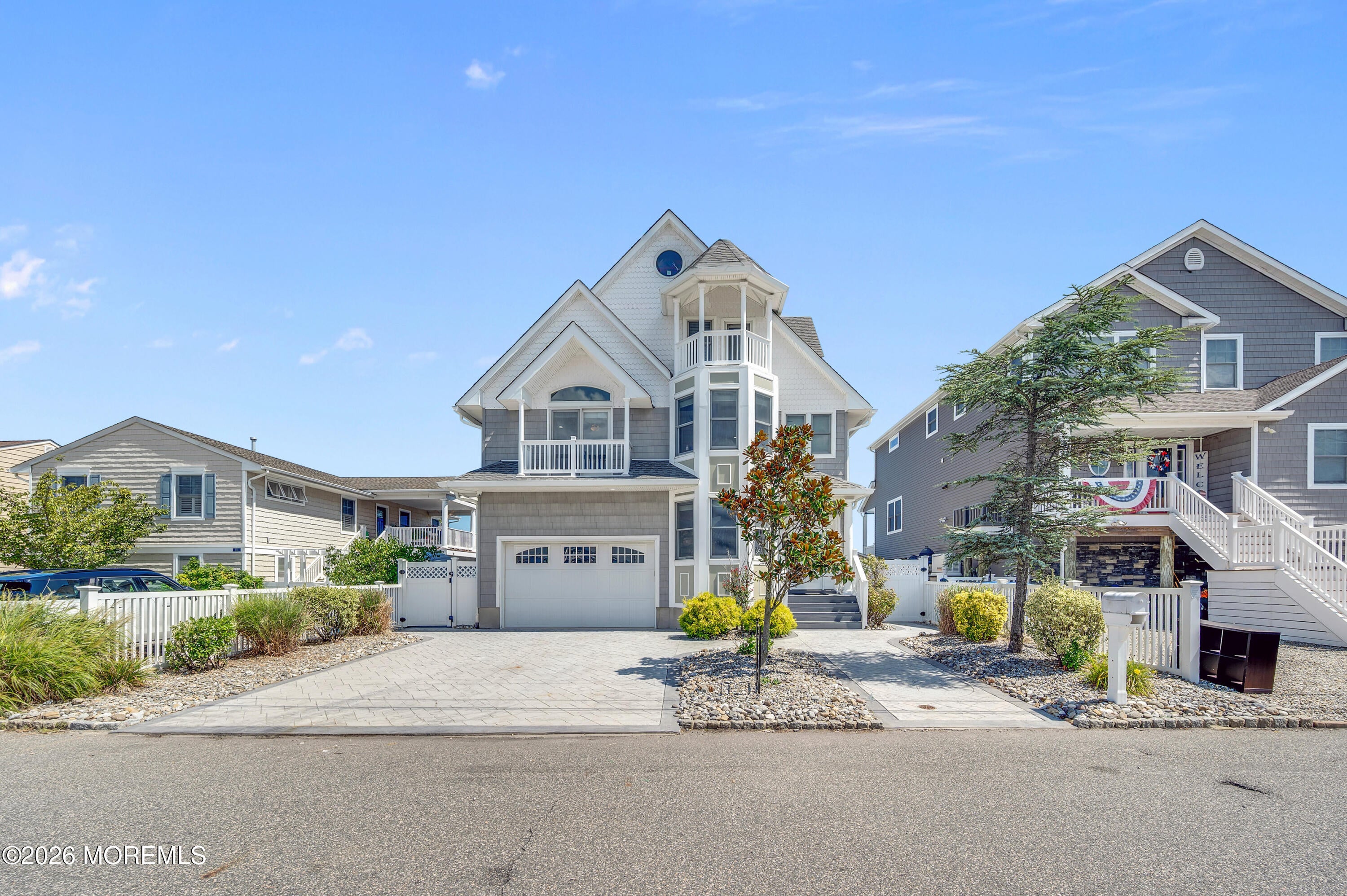553 Long Point Dr, Toms River, NJ 08753 photo