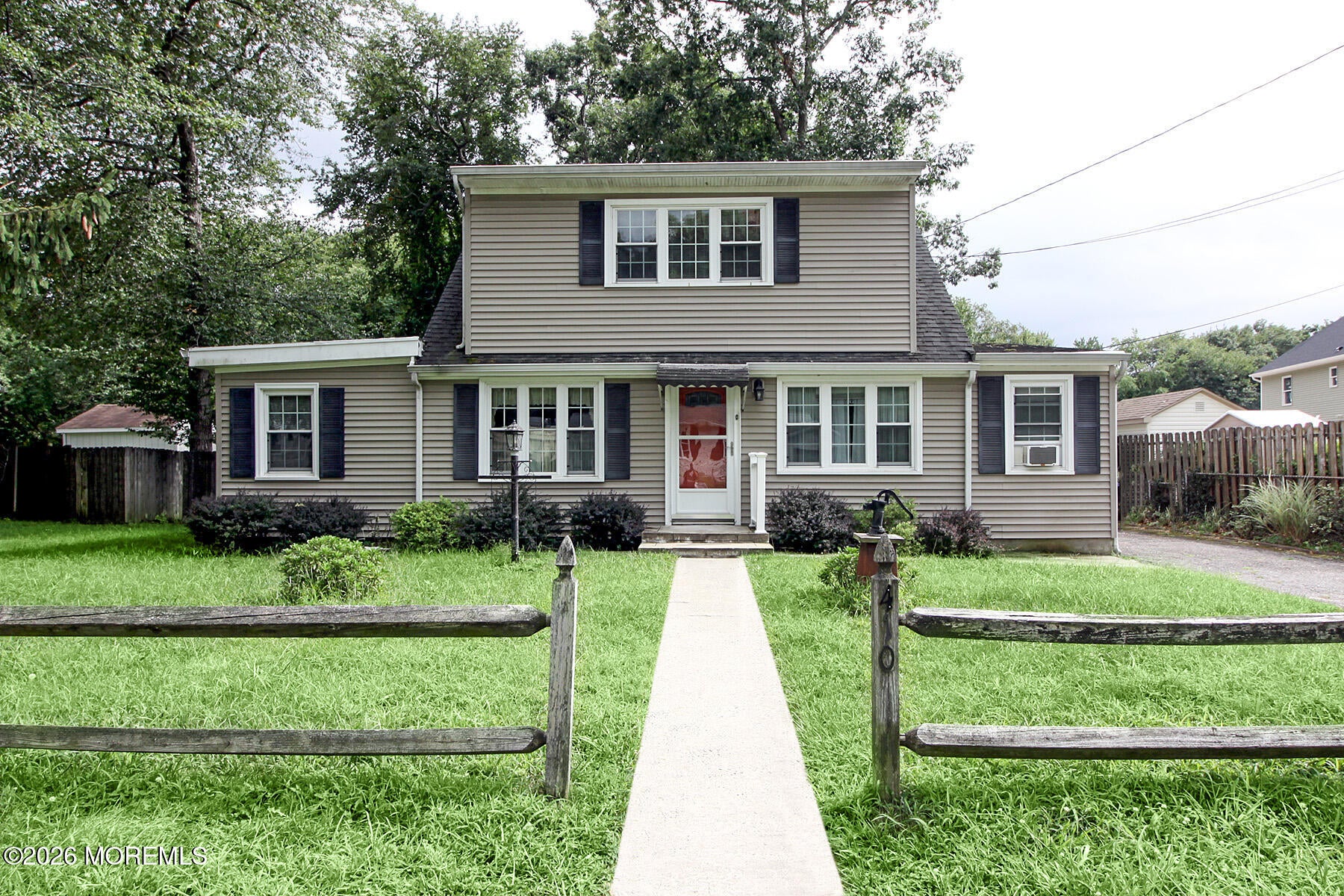 410 Middle Ln, Howell, NJ 07731
