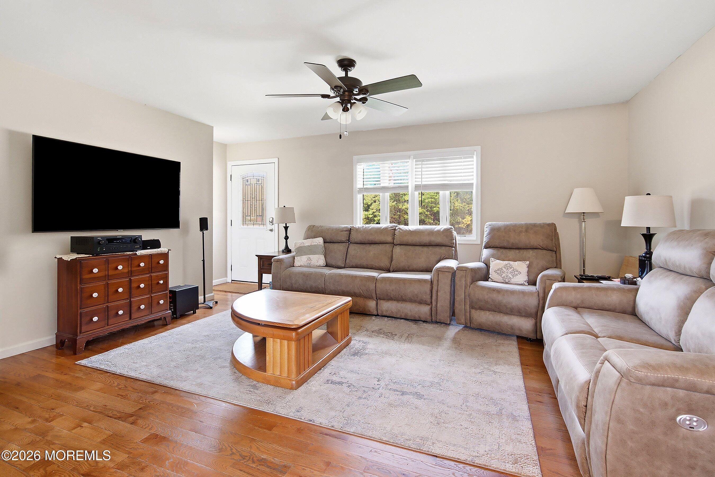 1417 Anchor Ave, Beachwood, NJ 08722 photo