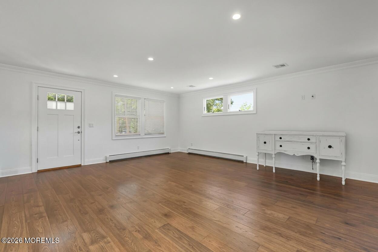 11 Leighton Ave, Red Bank, NJ 07701 photo