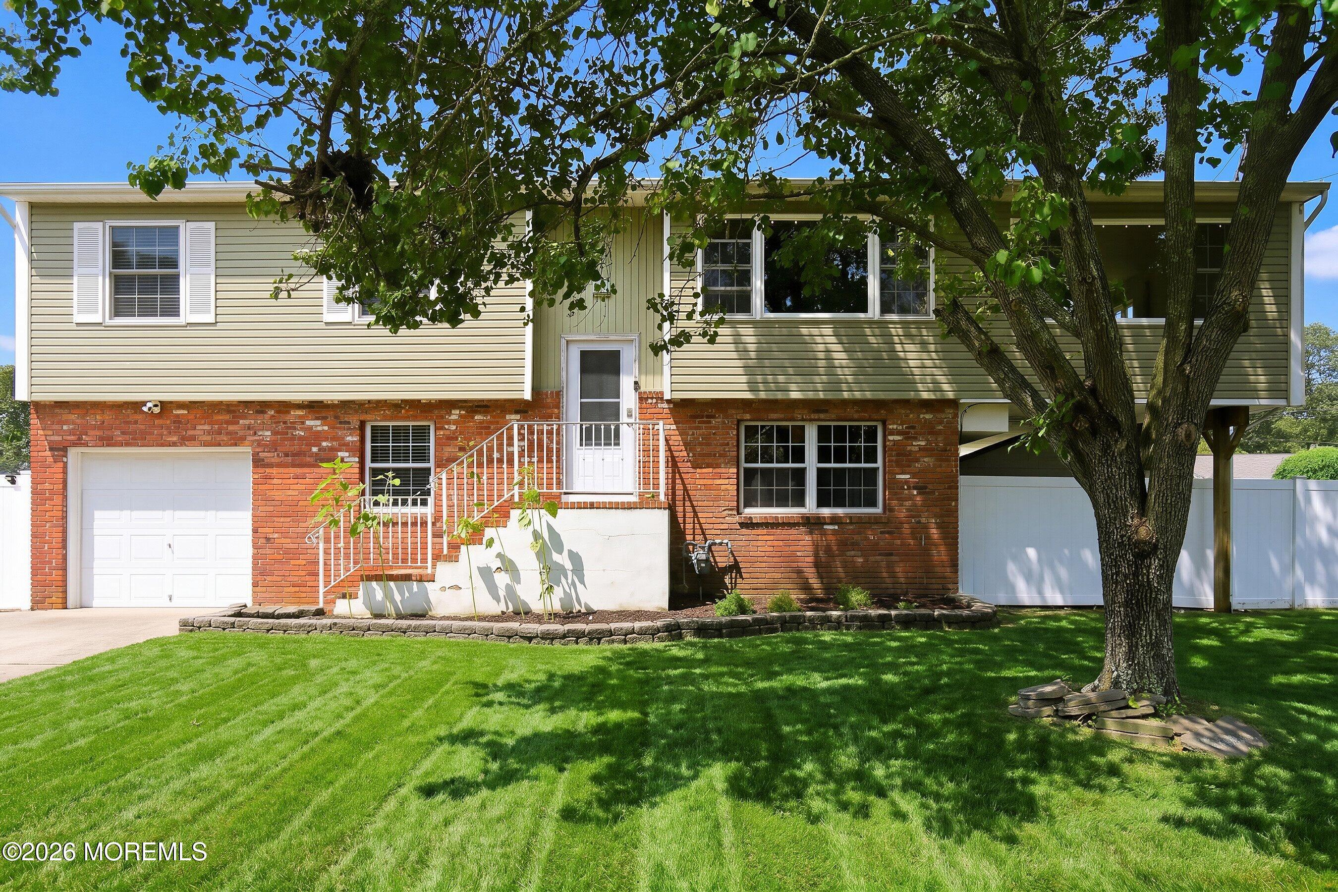 242 Point Pleasant Ave, Bayville, NJ 08721