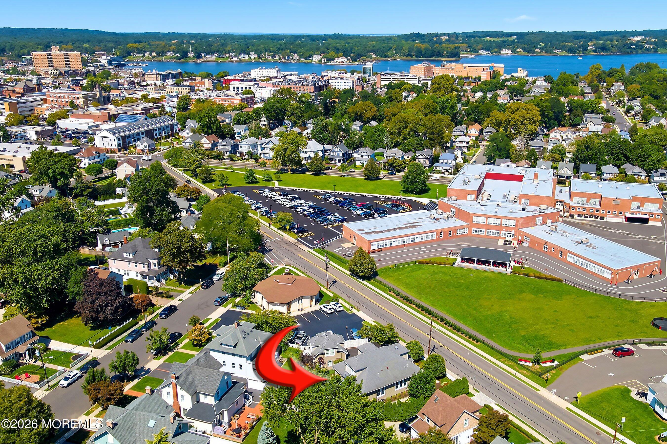 65 Branch Ave, Red Bank, NJ 07701 photo