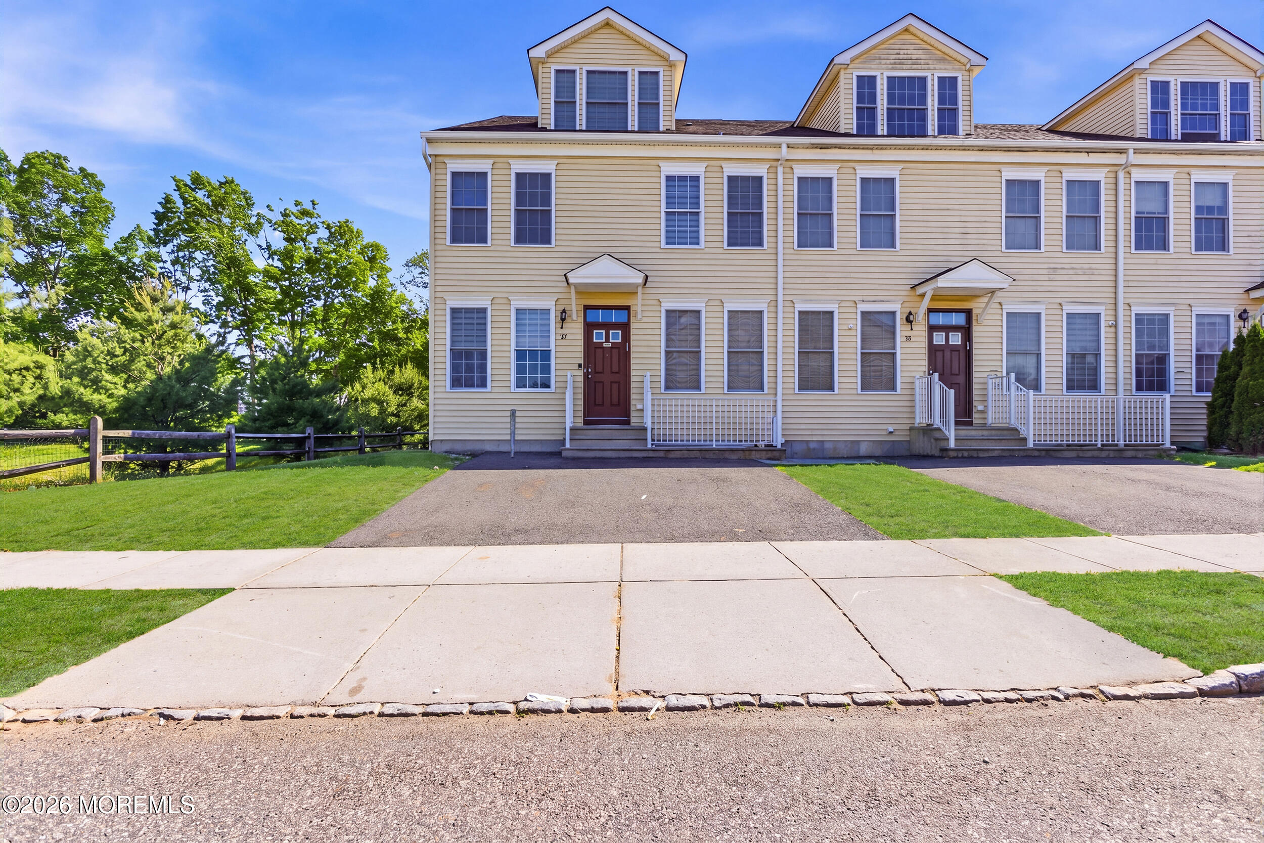 27 Lodz Dr, Lakewood, NJ 08701
