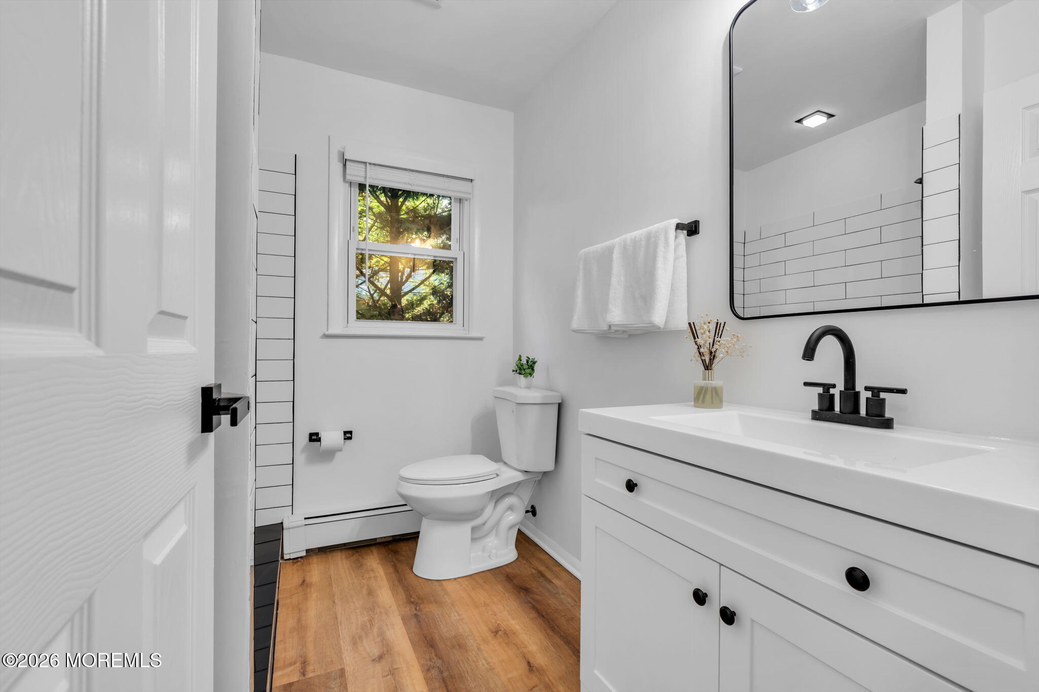 36 Cambridge Ct, Toms River, NJ 08757 photo