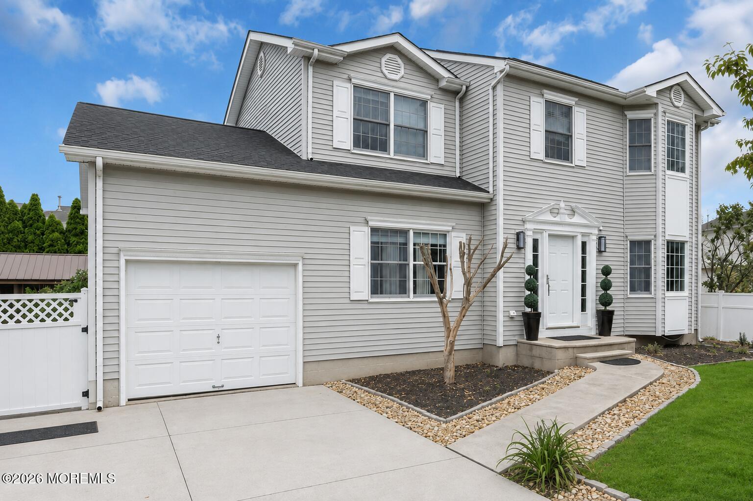 1233 Lawrence Ave, Toms River, NJ 08757