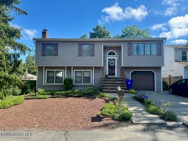 896 Lynnwood Ave, Brick, NJ 08723