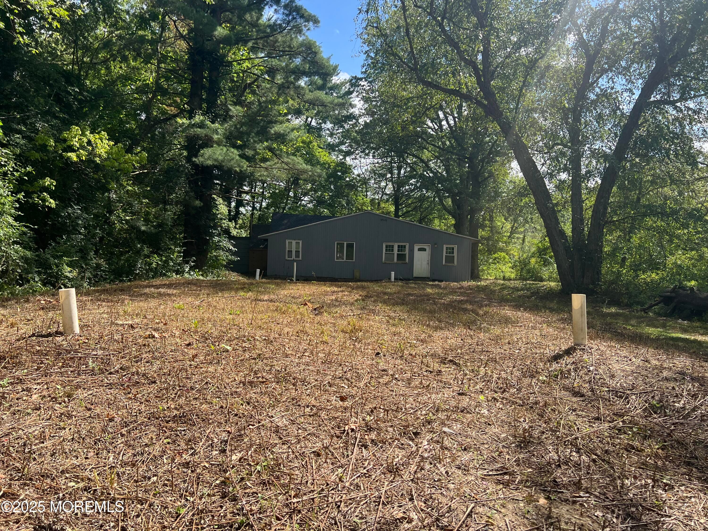 138 Disbrow Hill Rd, Millstone, NJ 08535 photo