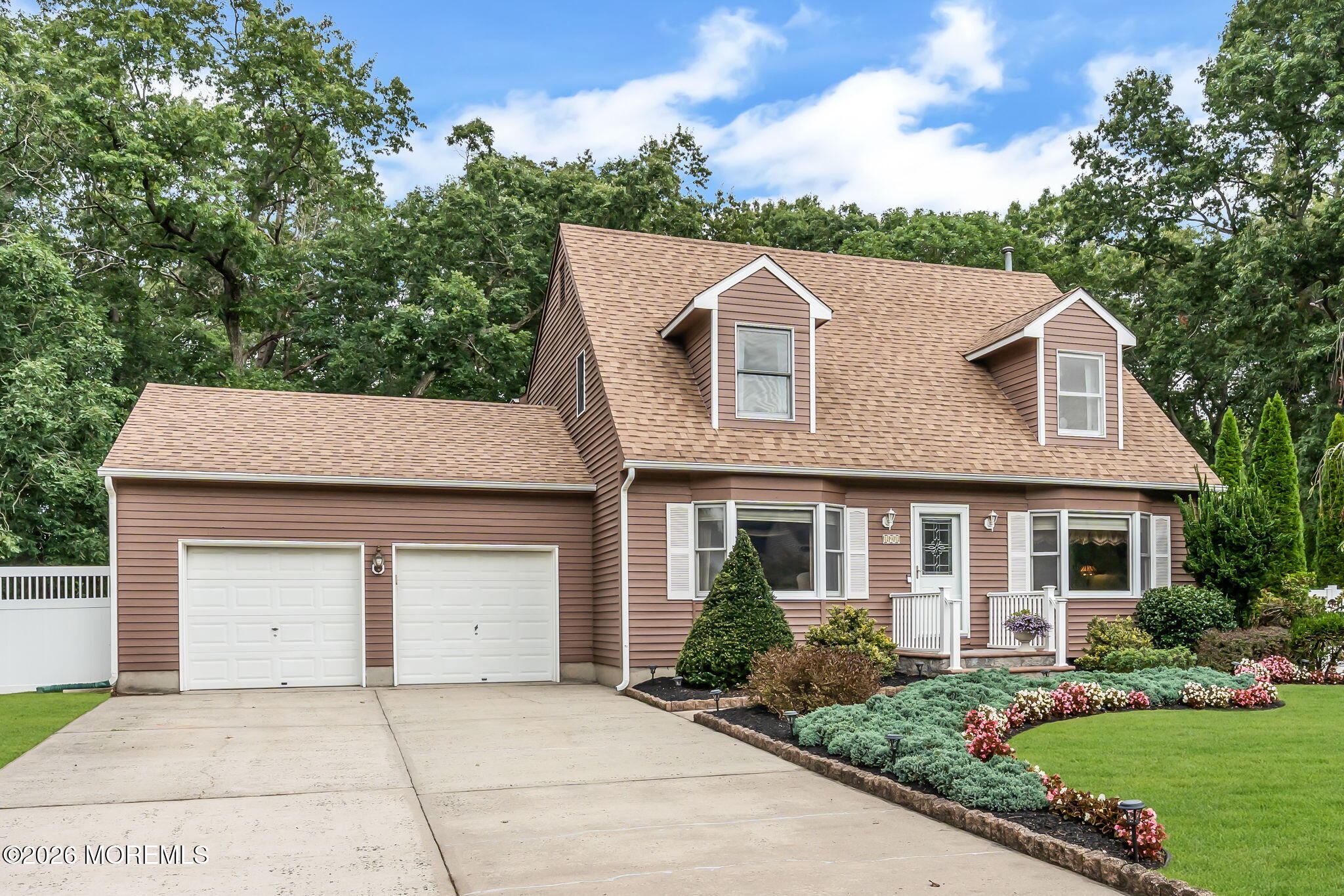 191 Edgemere Ct, Toms River, NJ 08755 photo