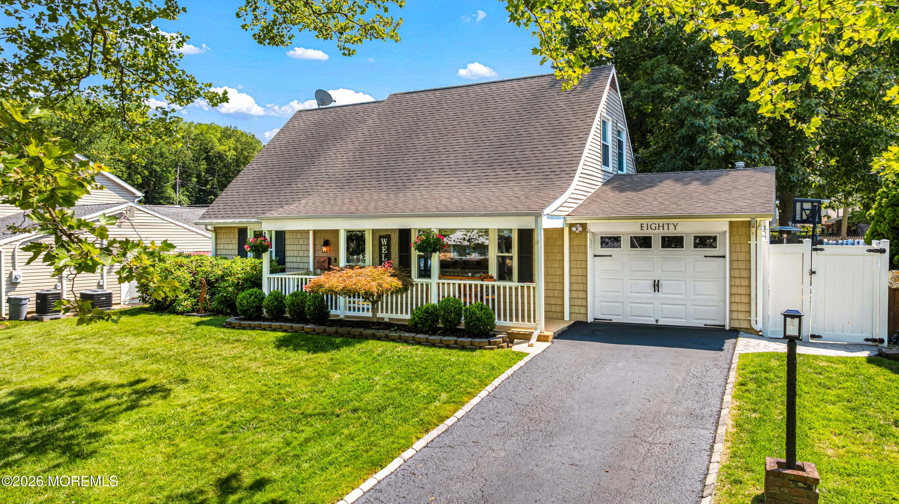 80 Ivy Hill Dr, Matawan, NJ 07747