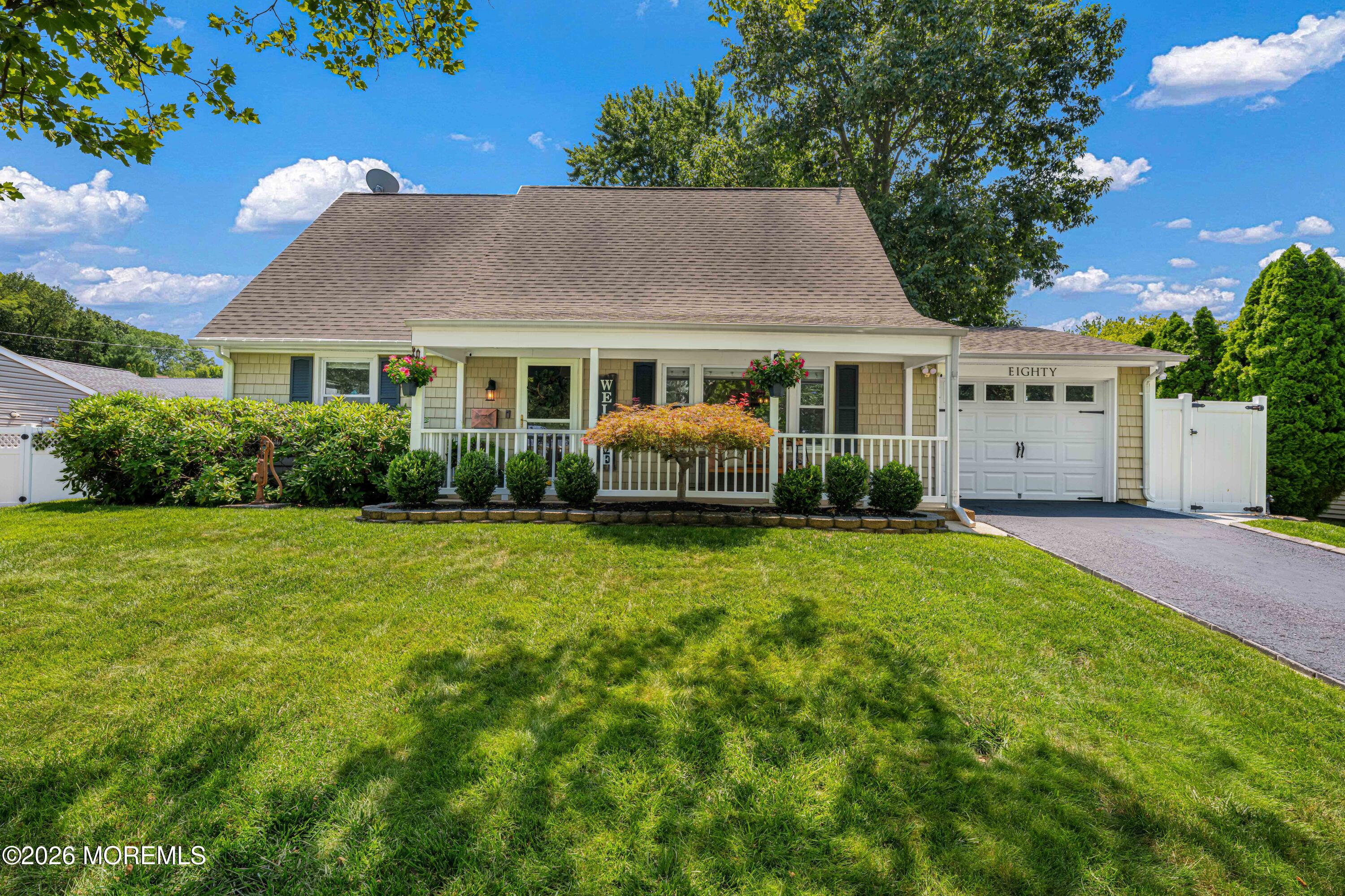 80 Ivy Hill Dr, Matawan, NJ 07747 photo