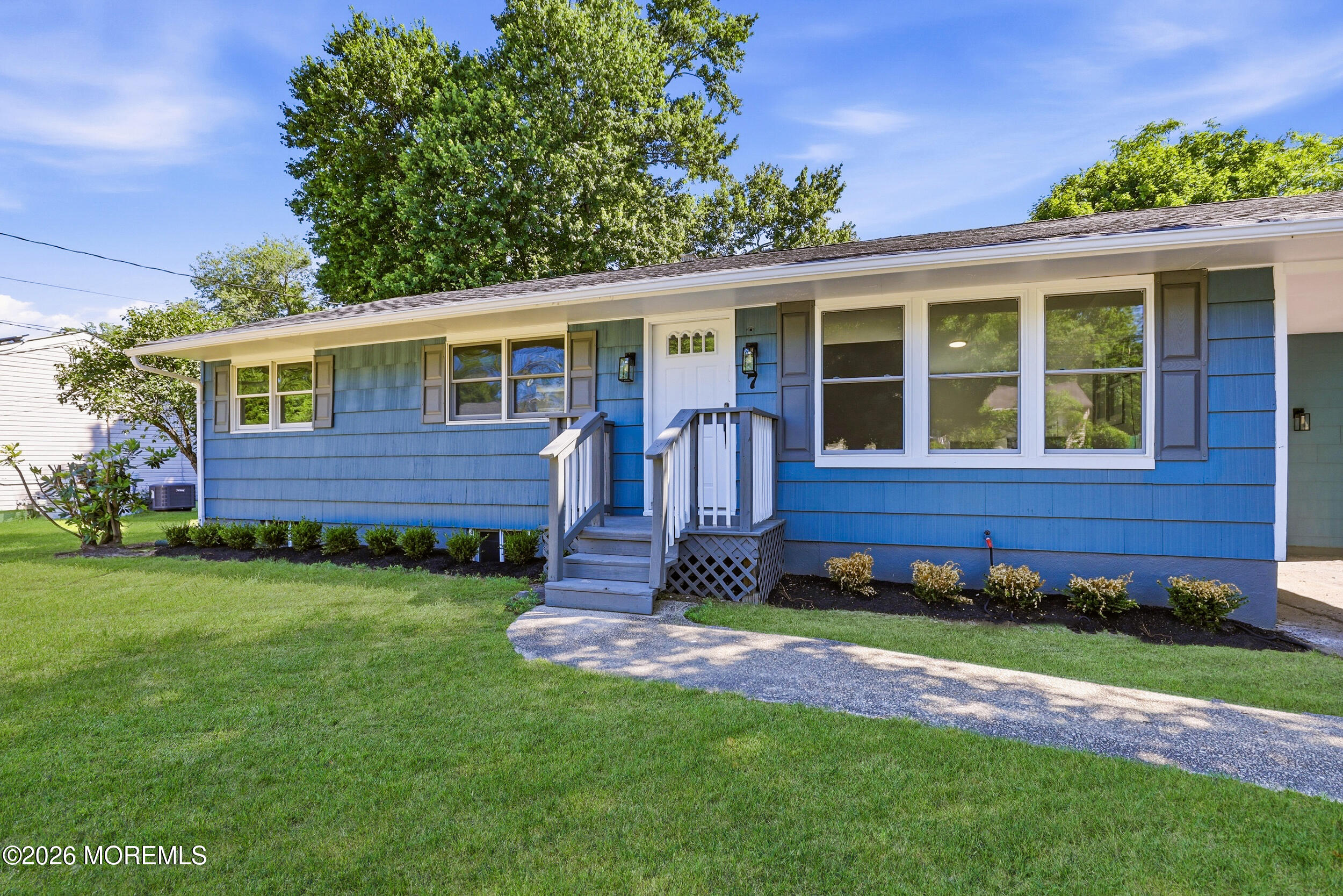 7 Cathedral Dr, Lakewood, NJ 08701 photo
