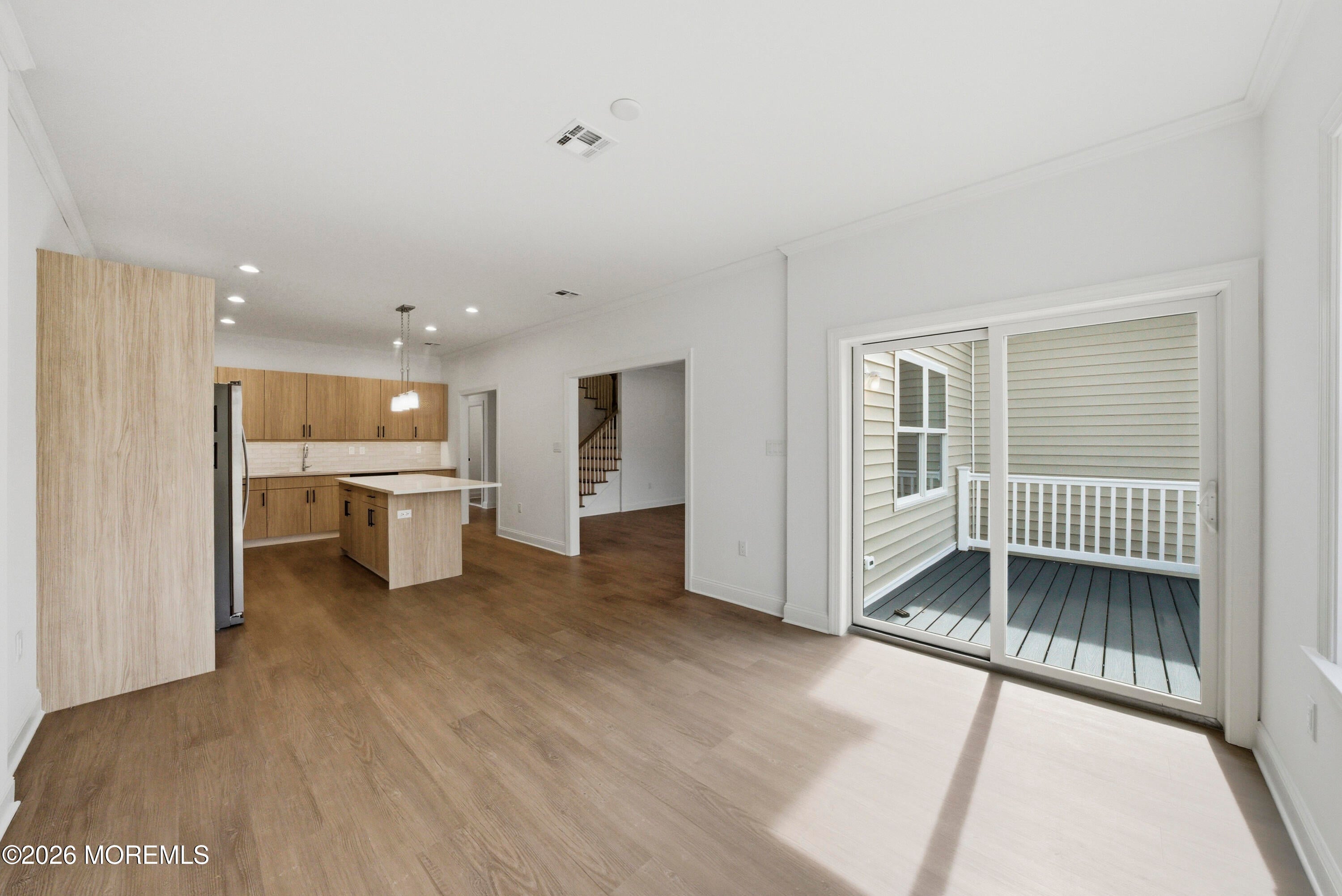 22 Remington Ct, Farmingdale, NJ 07727 photo