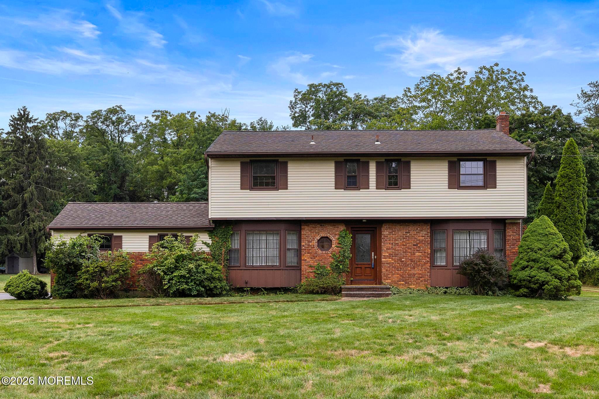 22 Clearview Dr, Tinton Falls, NJ 07724