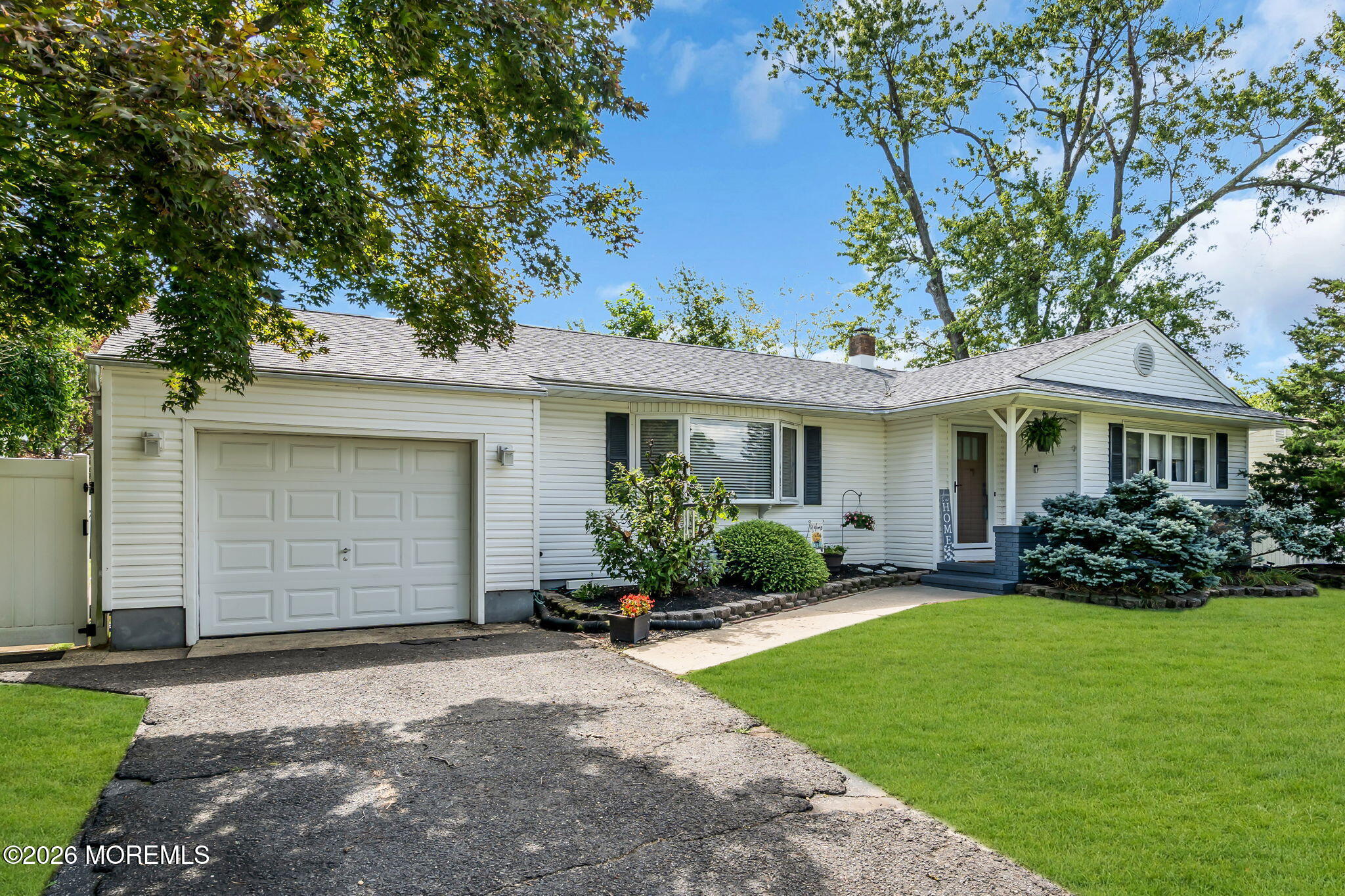 41 Marjorie Dr, Toms River, NJ 08755 photo