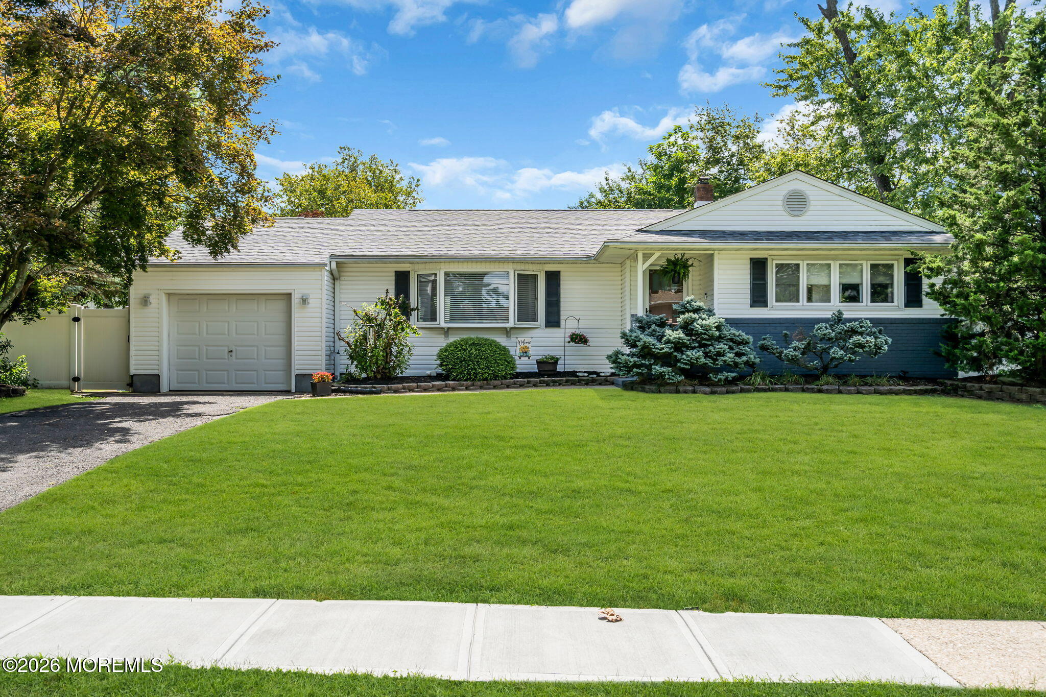 41 Marjorie Dr, Toms River, NJ 08755 photo