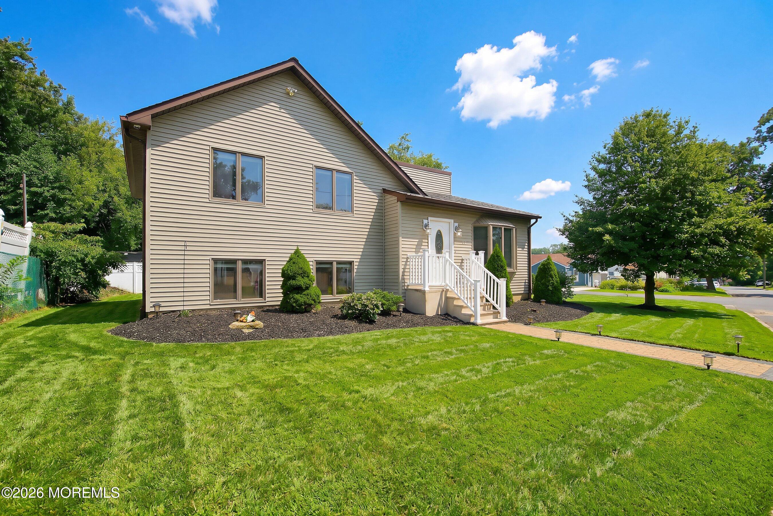 897 Brookside Ave, Keyport, NJ 07735 photo