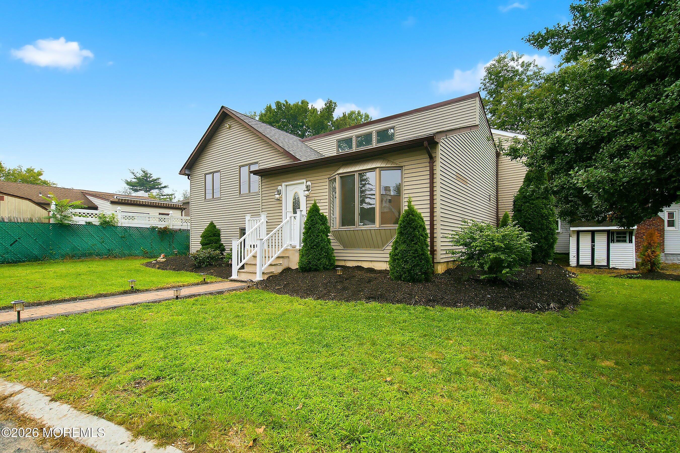 897 Brookside Ave, Keyport, NJ 07735 photo