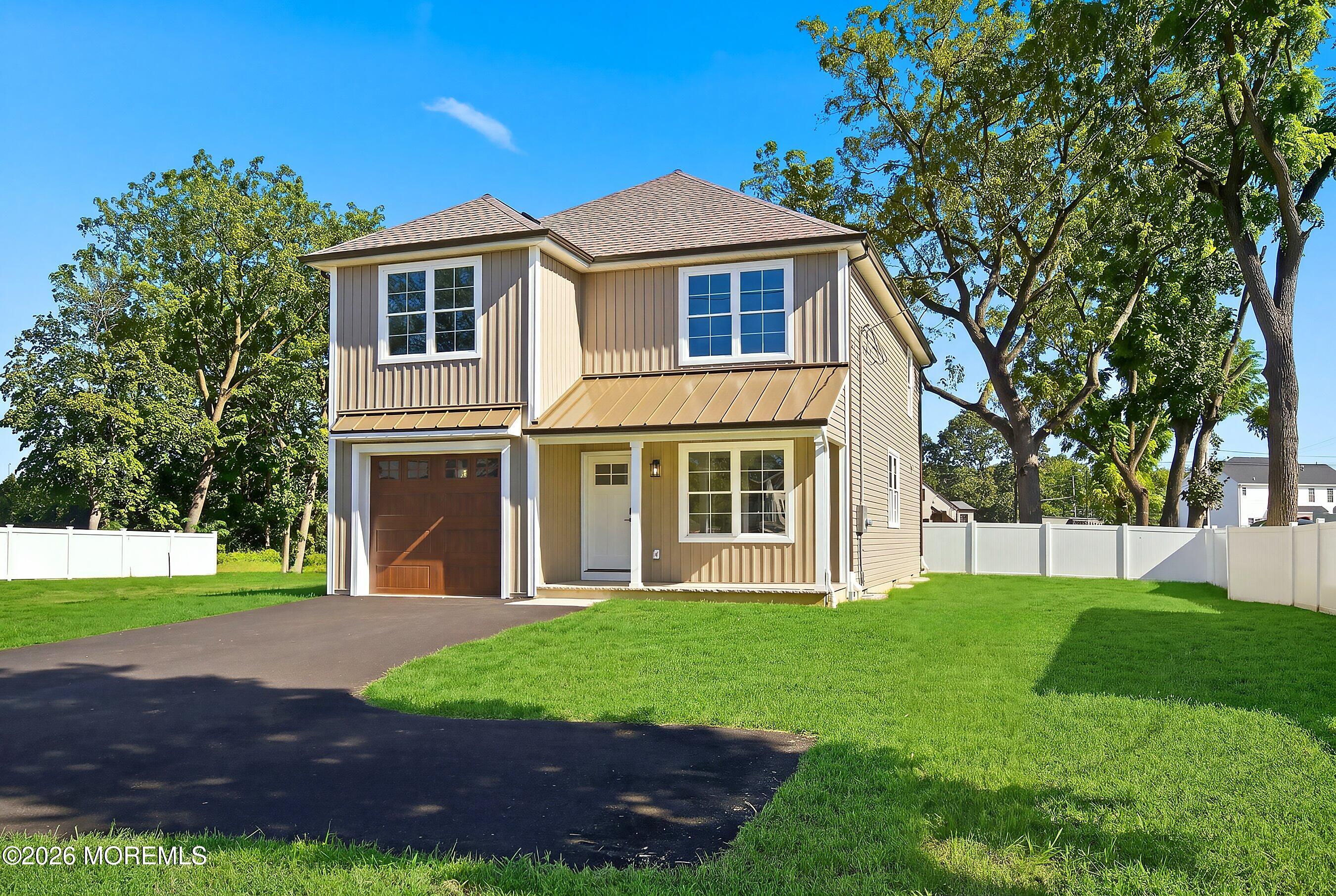 9 Lower Main St, Aberdeen, NJ 07747