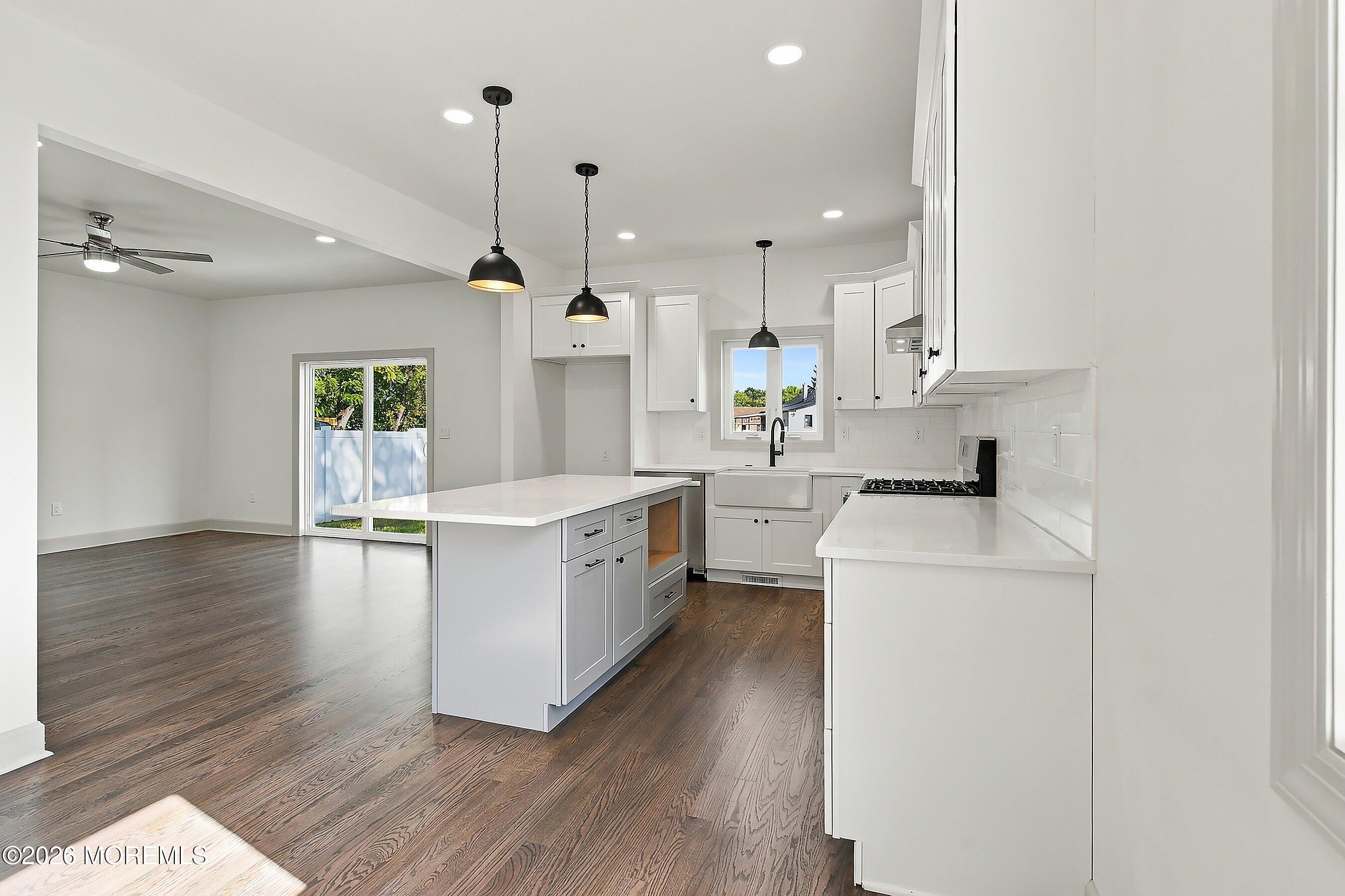 9 Lower Main St, Aberdeen, NJ 07747 photo