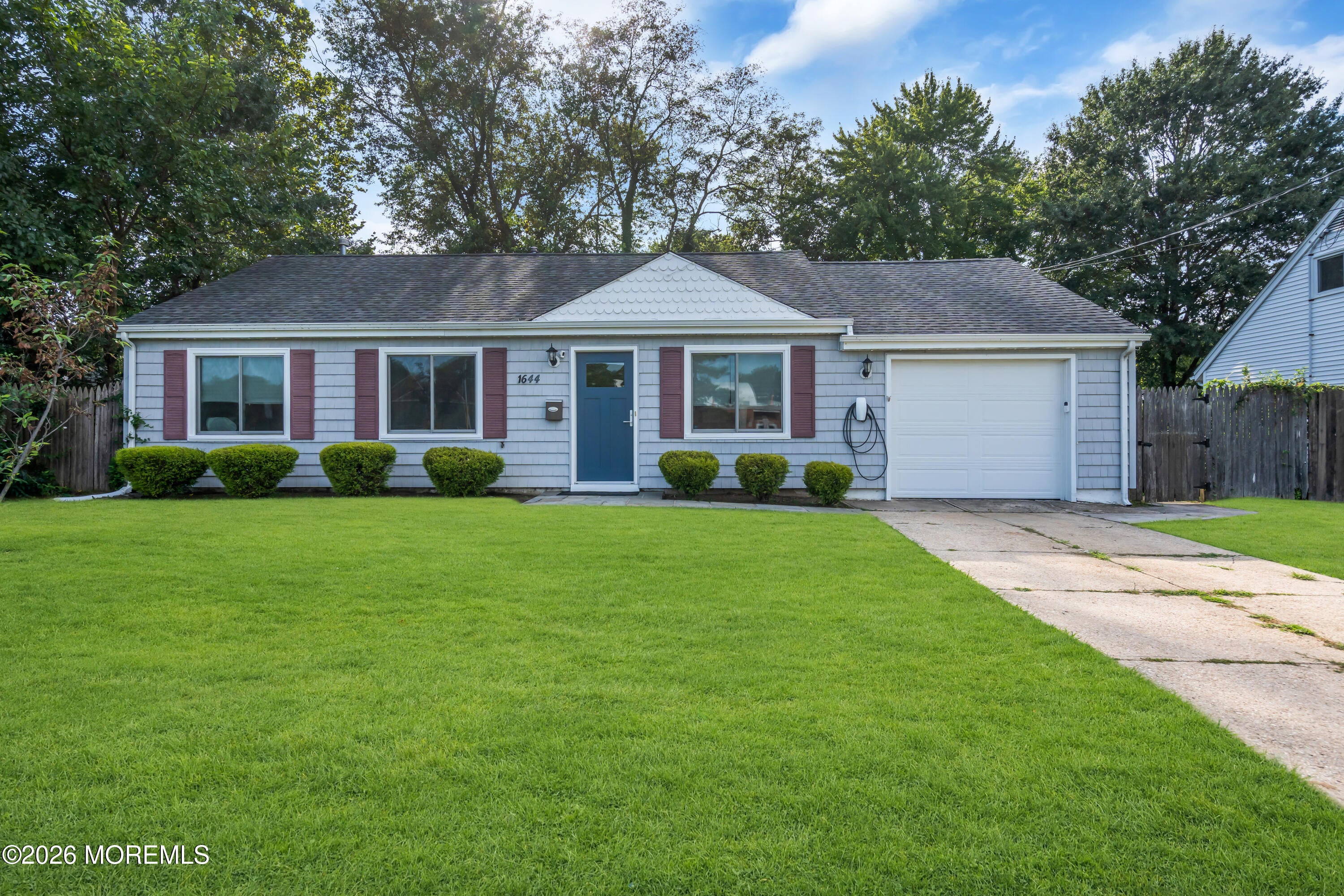 1644 Union Ave, Hazlet, NJ 07730 photo