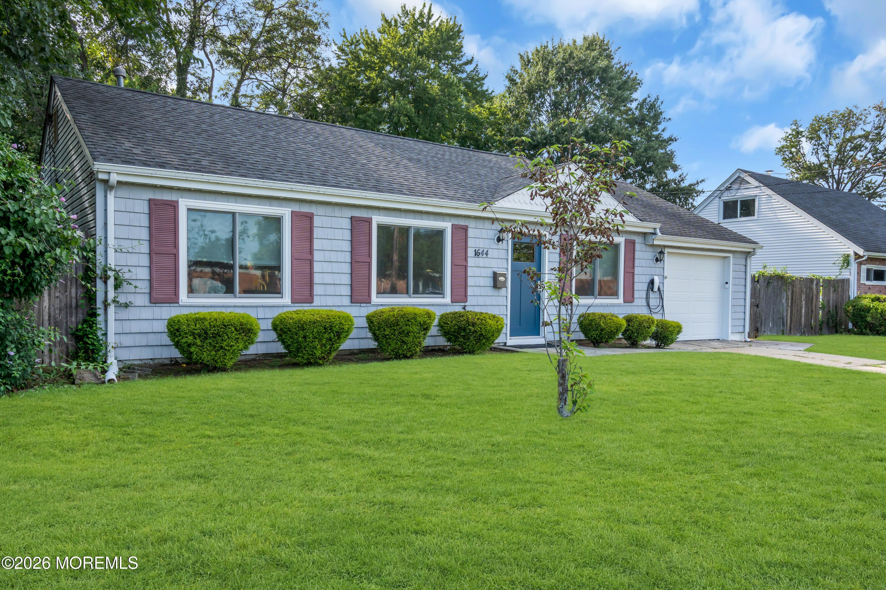 1644 Union Ave, Hazlet, NJ 07730 photo