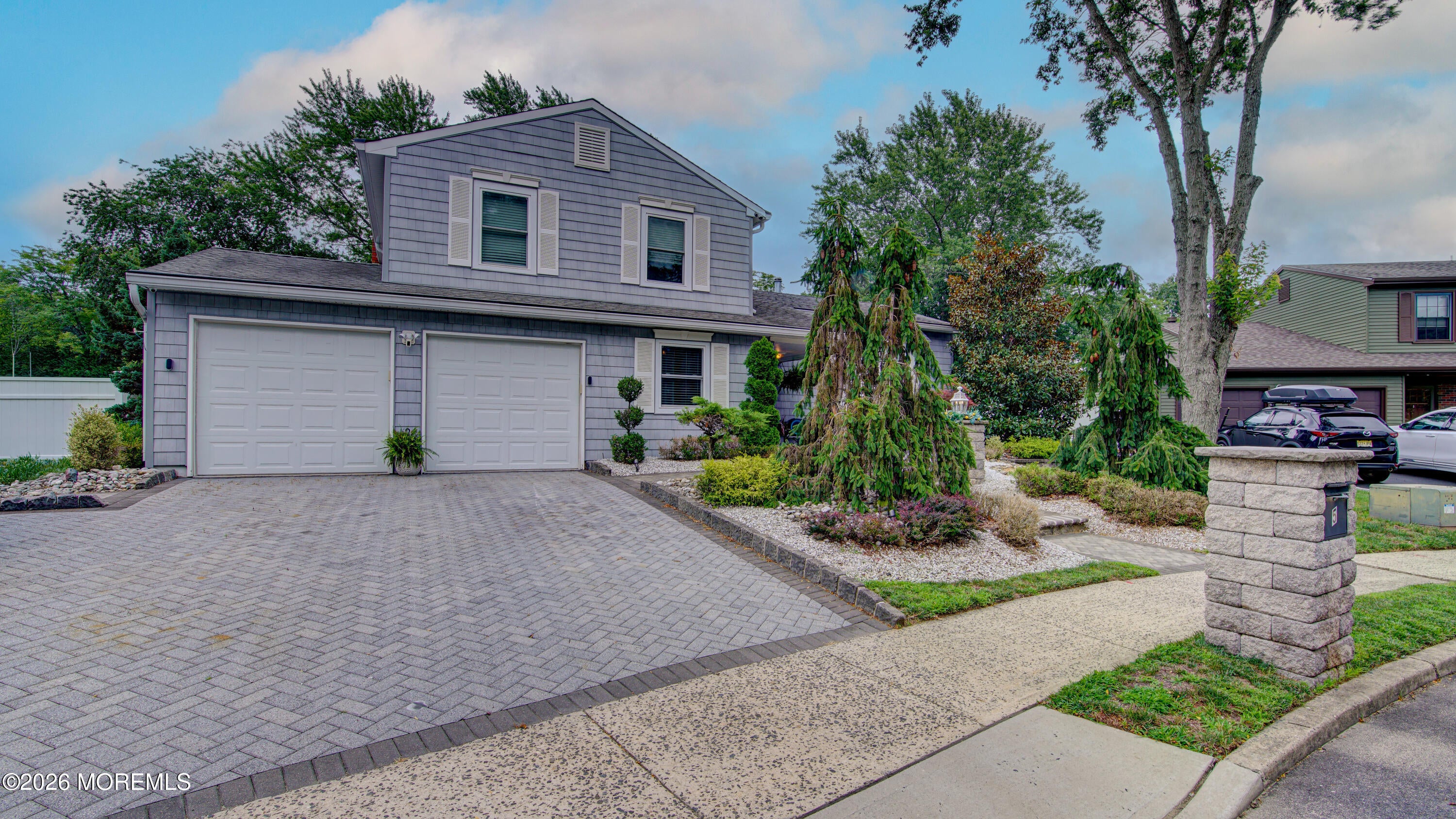 5 Bugle Ct, Howell, NJ 07731 photo