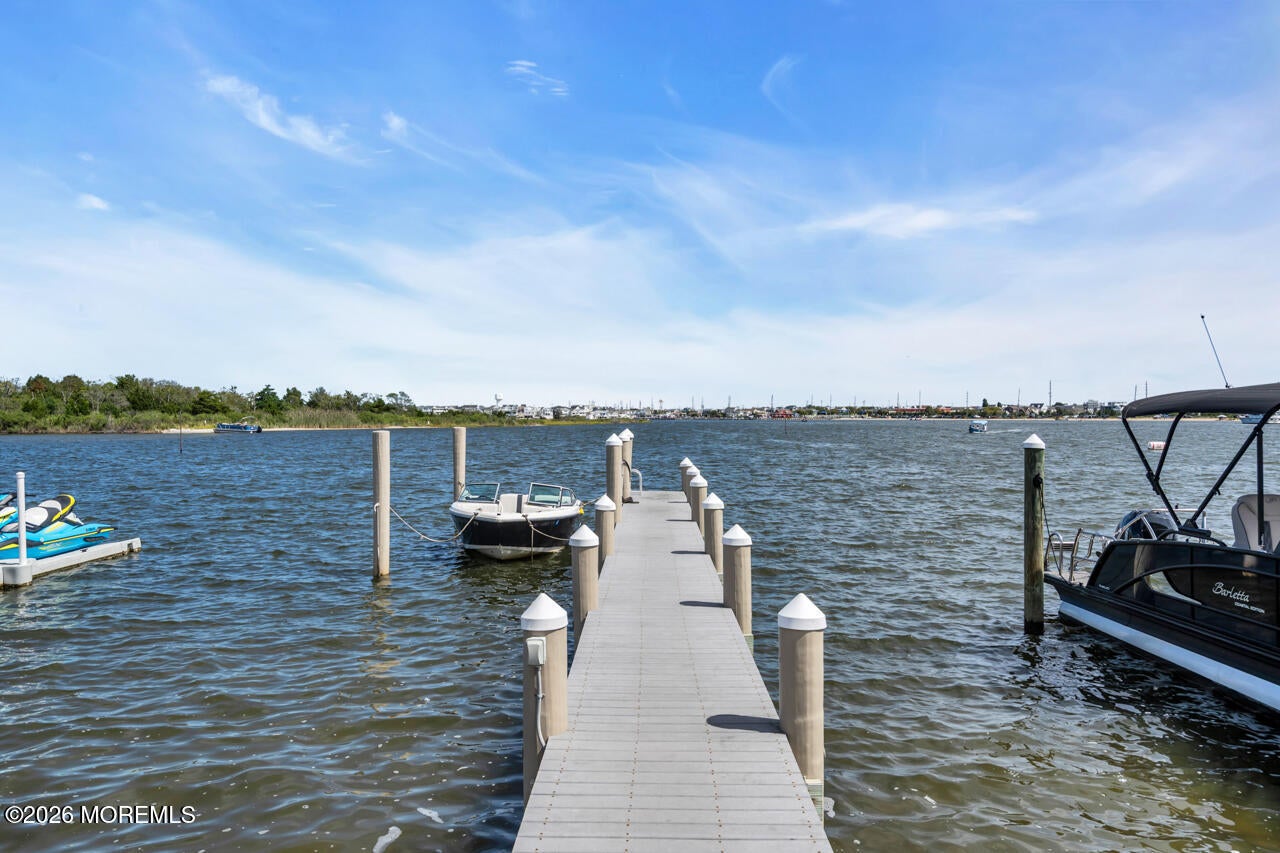 114 Sunset Dr, Seaside Heights, NJ 08751