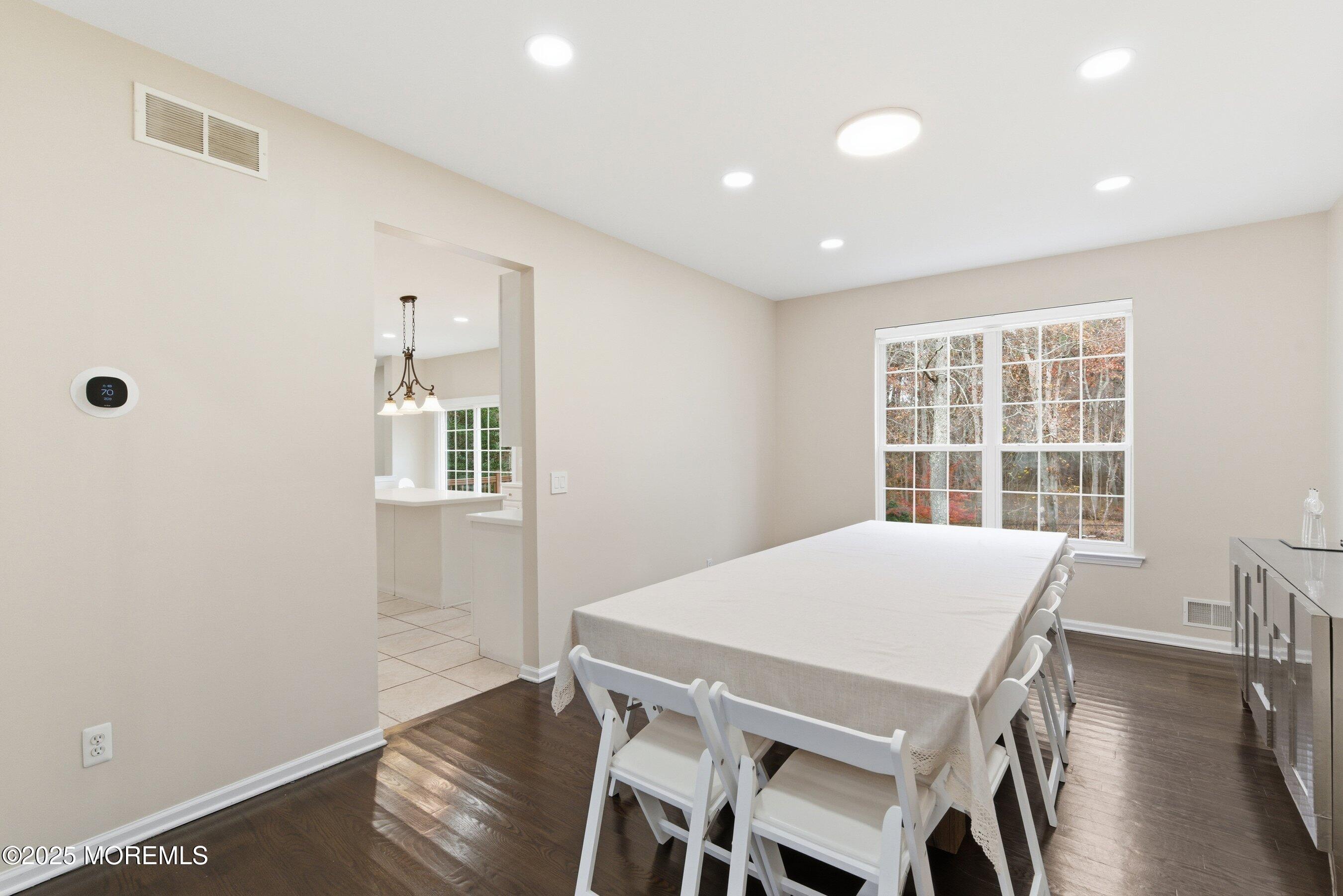 6 Olena Dr, Jackson, NJ 08527 photo