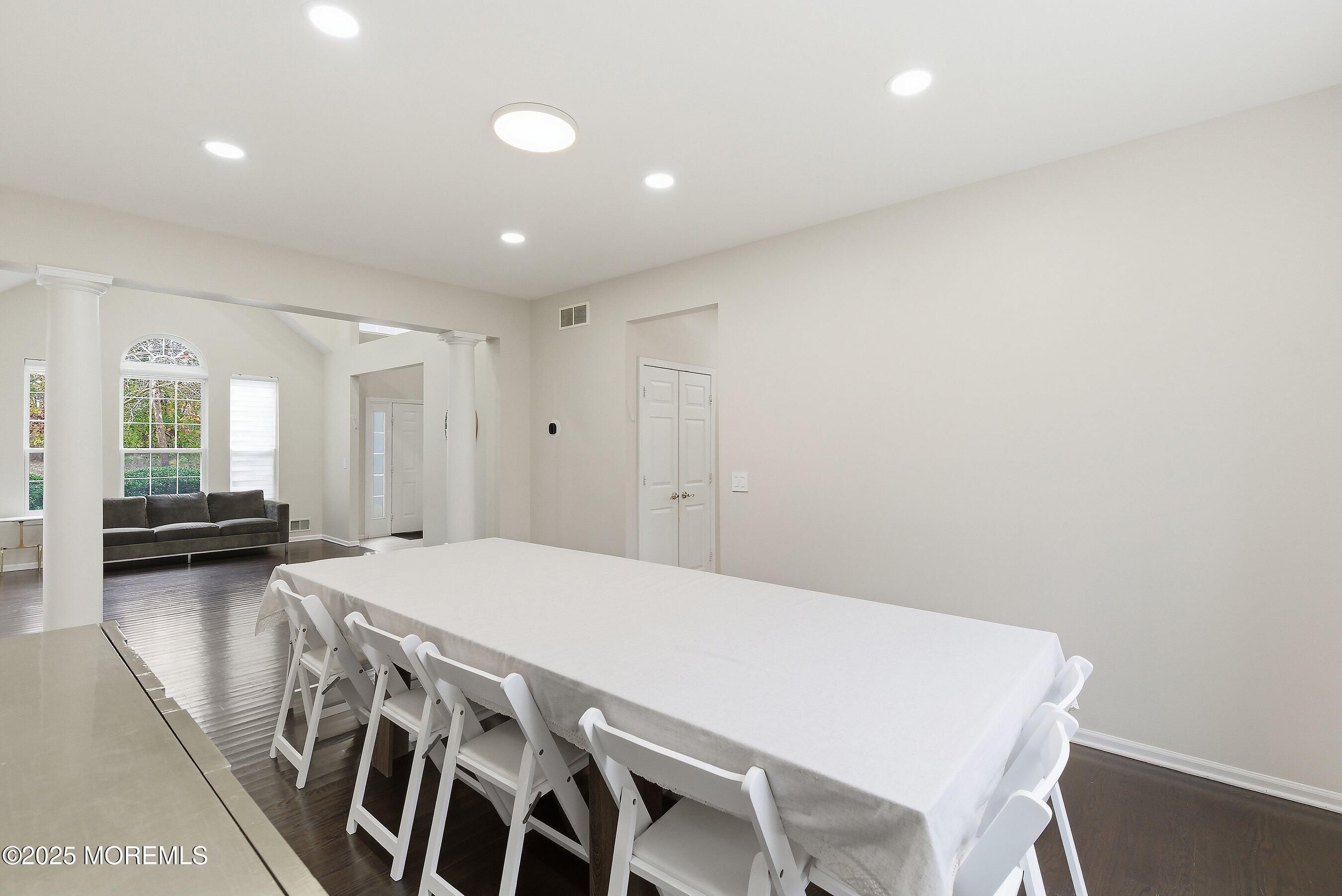 6 Olena Dr, Jackson, NJ 08527 photo