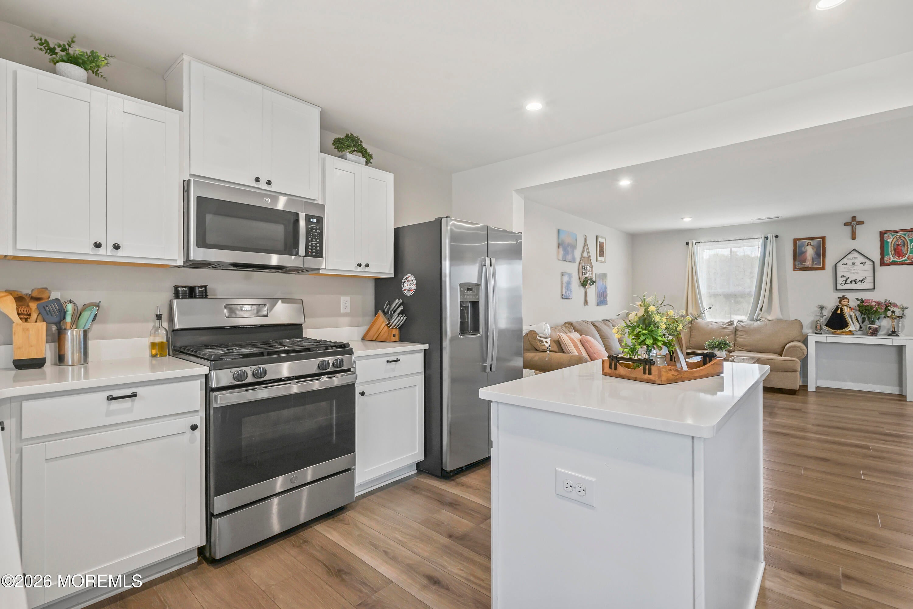 203 Cyprus Ct, Forked River, NJ 08731