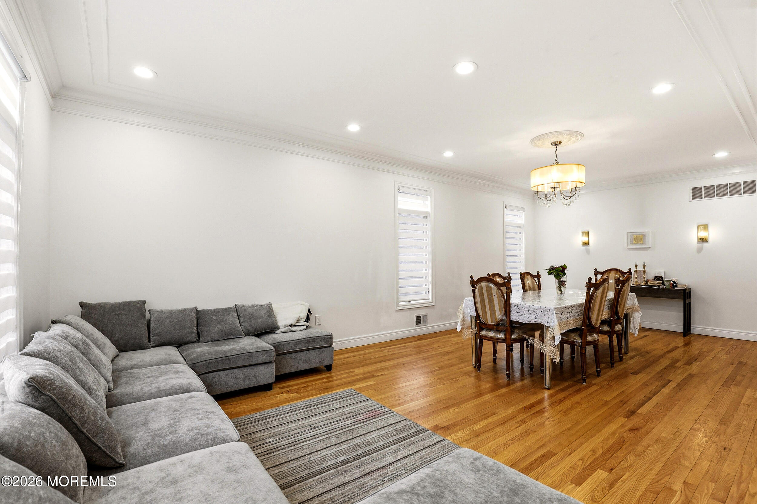 27 Windermere St, Lakewood, NJ 08701 photo