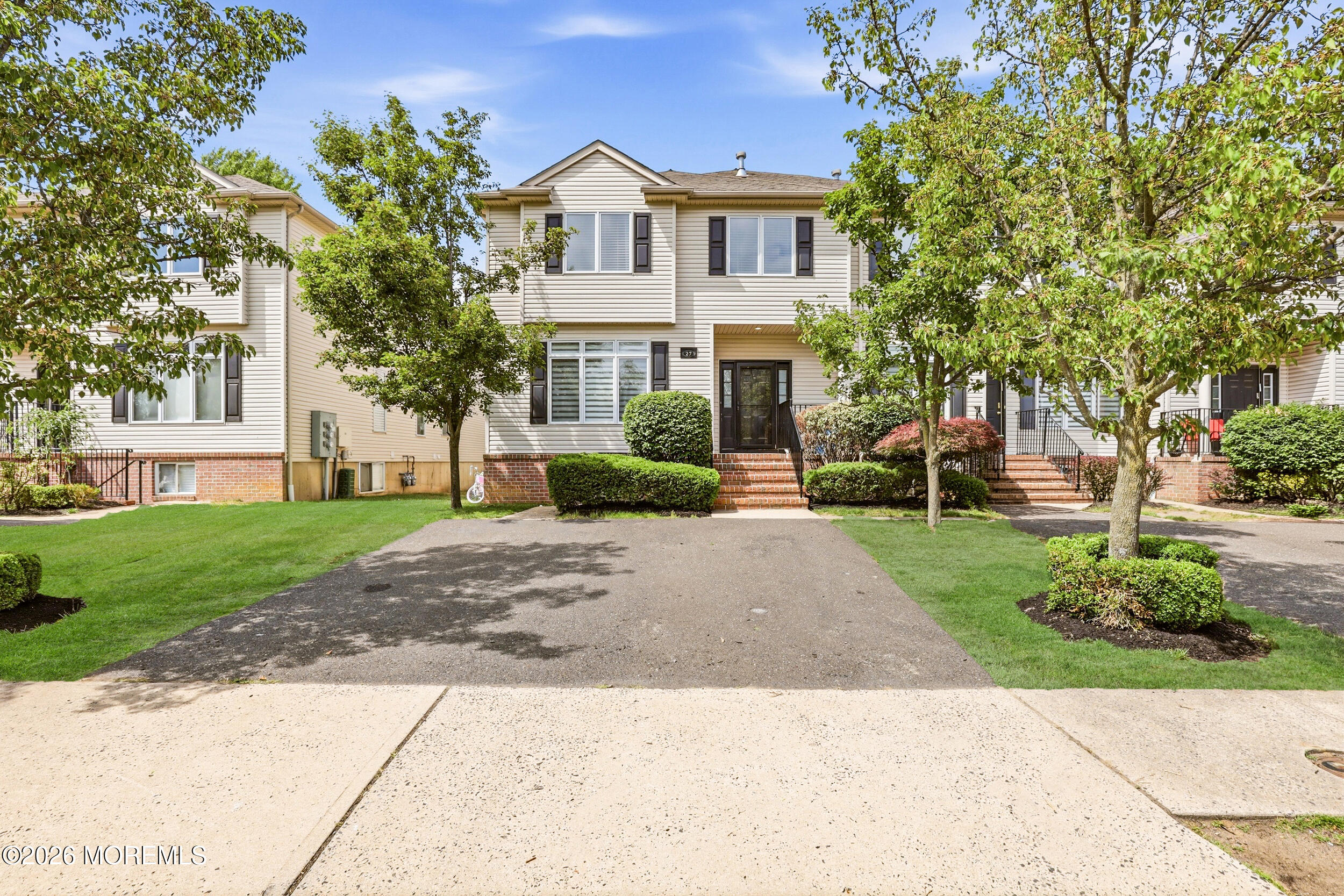 27 Windermere St, Lakewood, NJ 08701