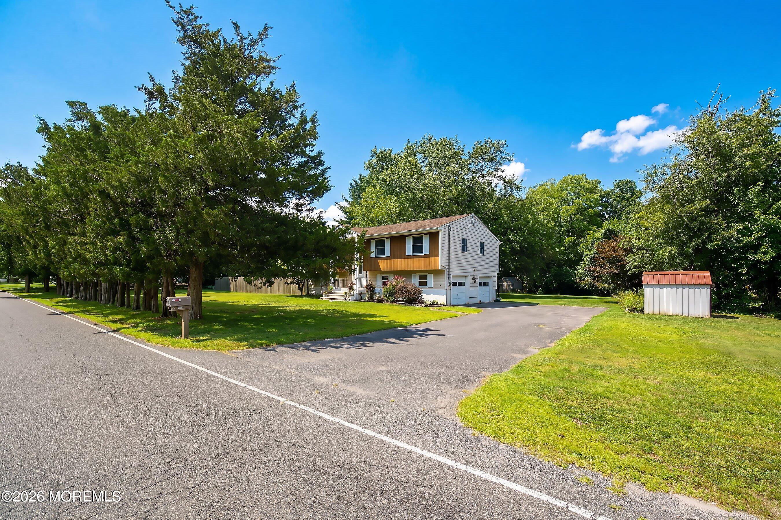 81 Ford, Howell, NJ 07731 photo