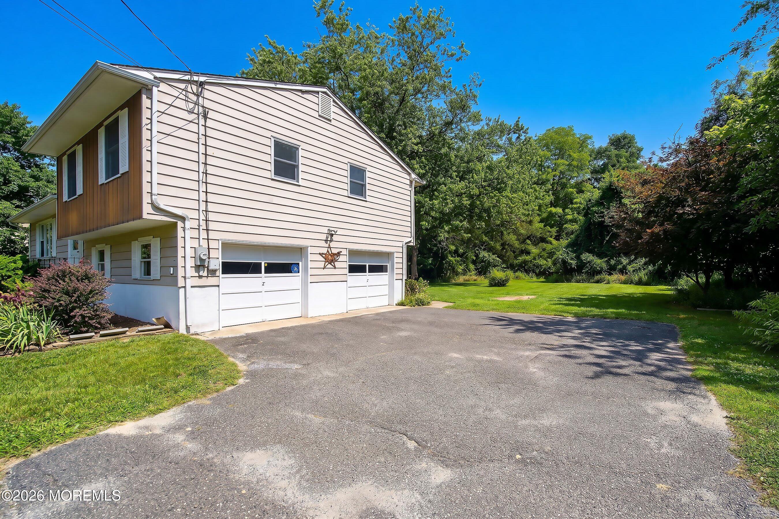 81 Ford, Howell, NJ 07731 photo