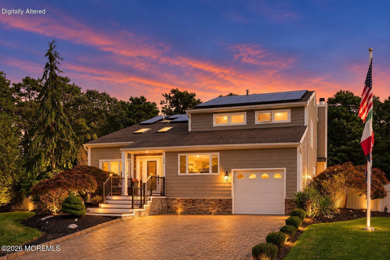 99 Oak Glen Rd, Toms River, NJ 08753