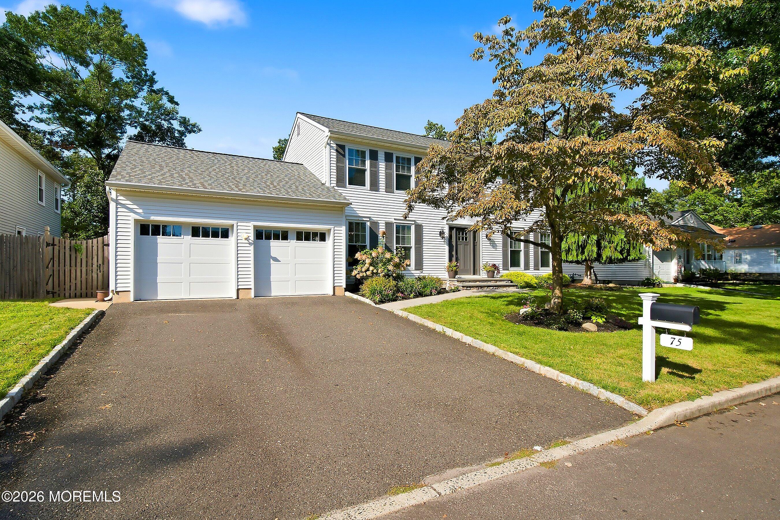 75 Chestnut Ave, Brick, NJ 08724 photo