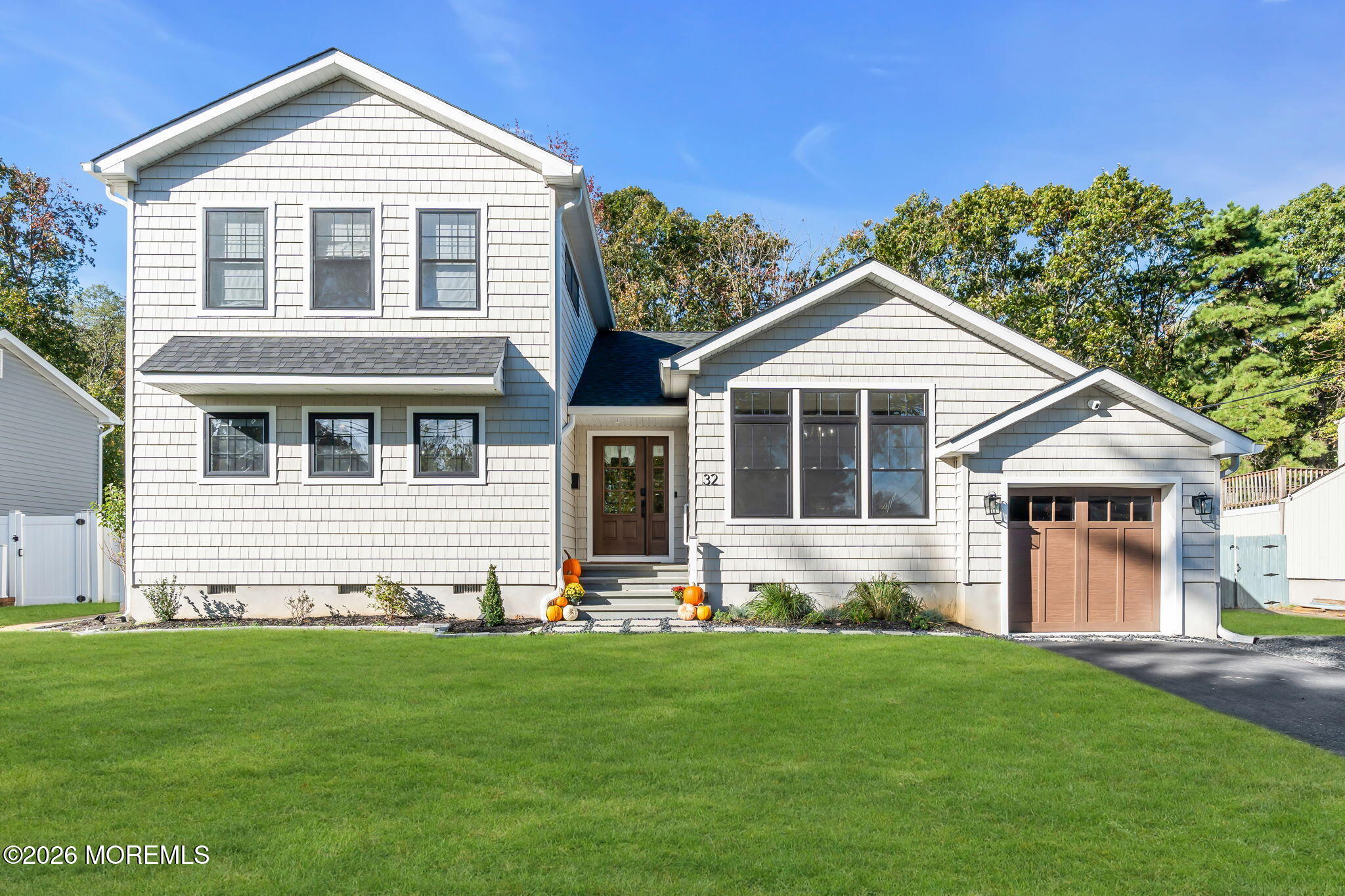 32 Arno St, Oakhurst, NJ 07755