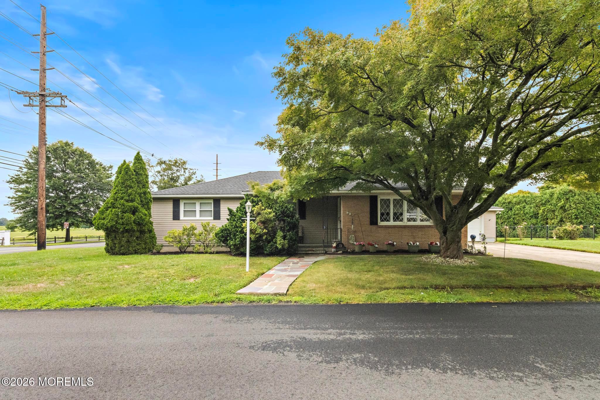 23 Massaro St, Oceanport, NJ 07757