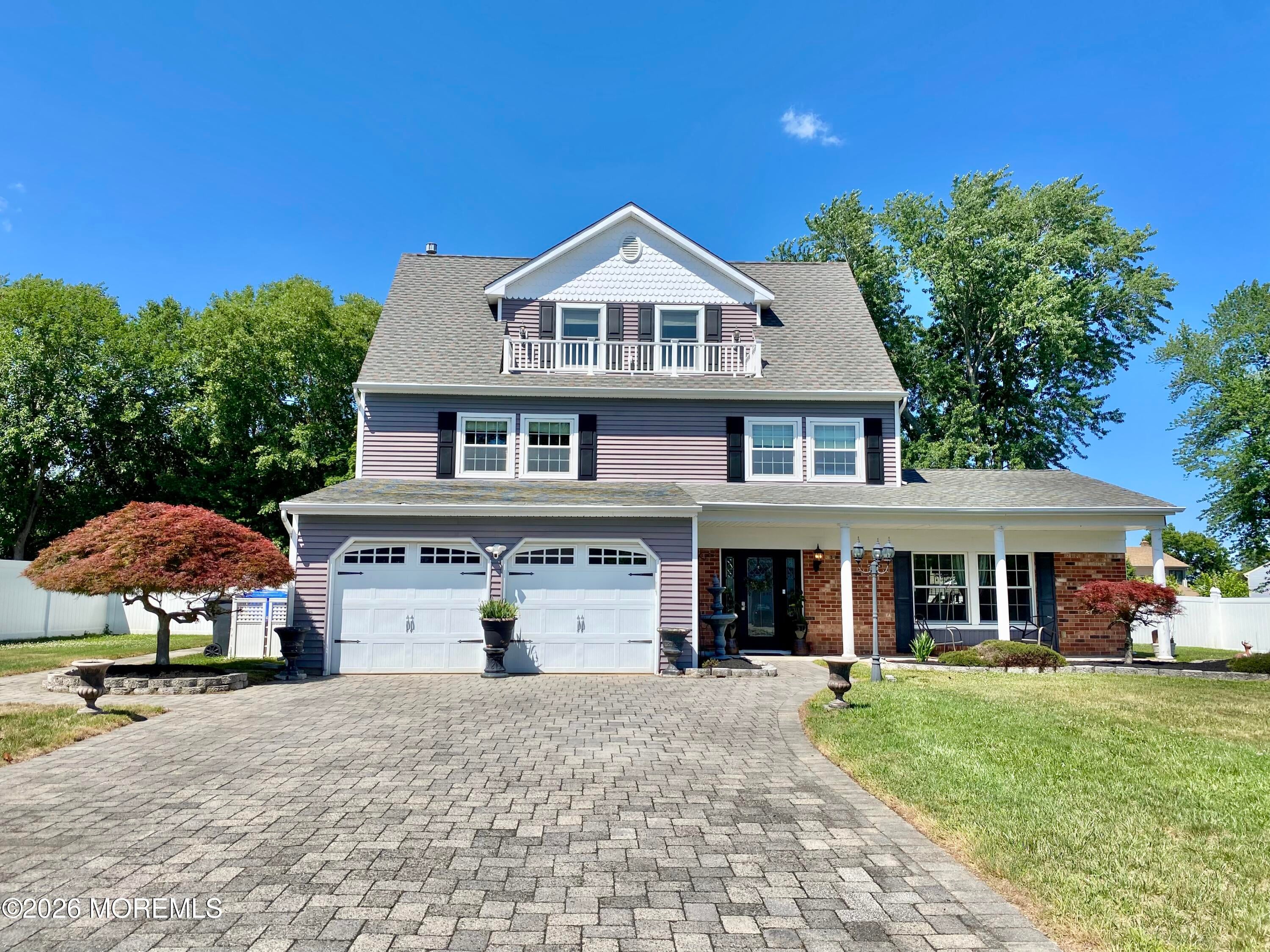 327 Barcelona Dr, Toms River, NJ 08753