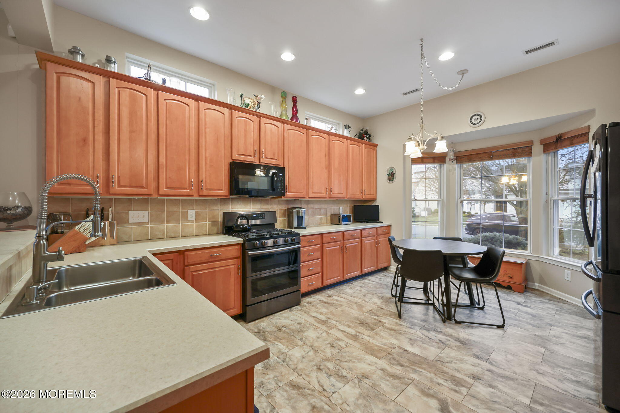 29 Inverness Ln, Jackson, NJ 08527 photo