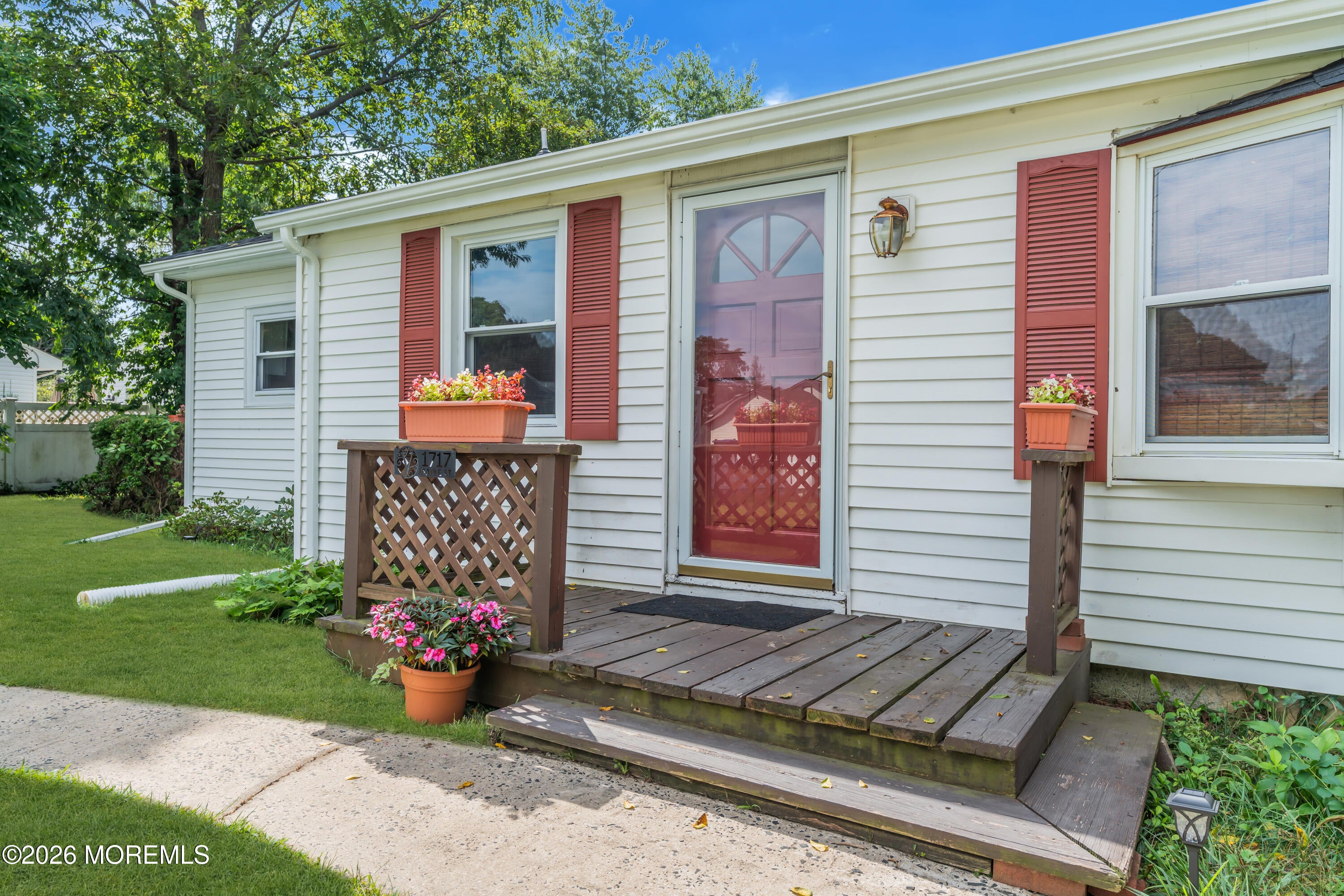 1717 Maple St, Wall, NJ 07719 photo