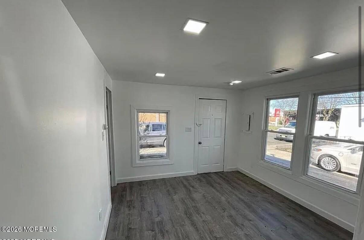 28 Norwood Ave, Long Branch, NJ 07740 photo
