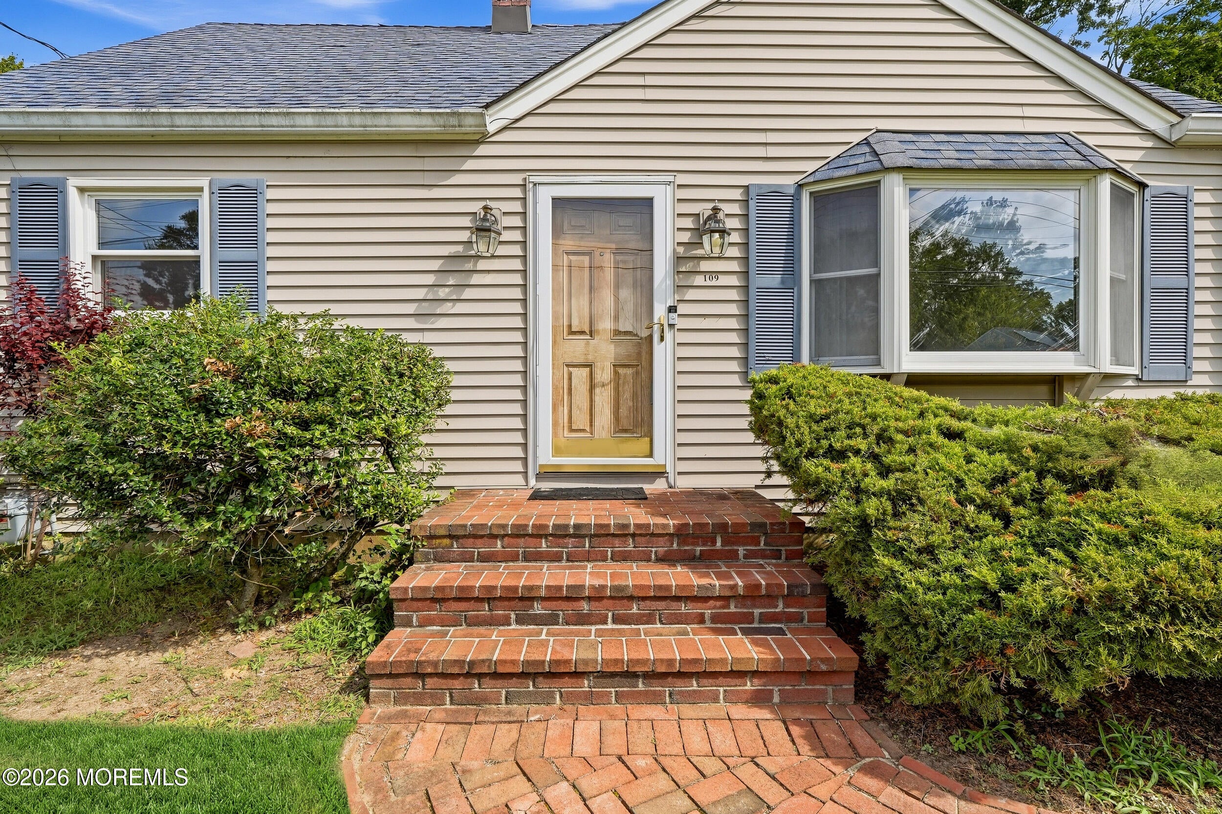109 Willow Dr, Neptune Township, NJ 07753 photo