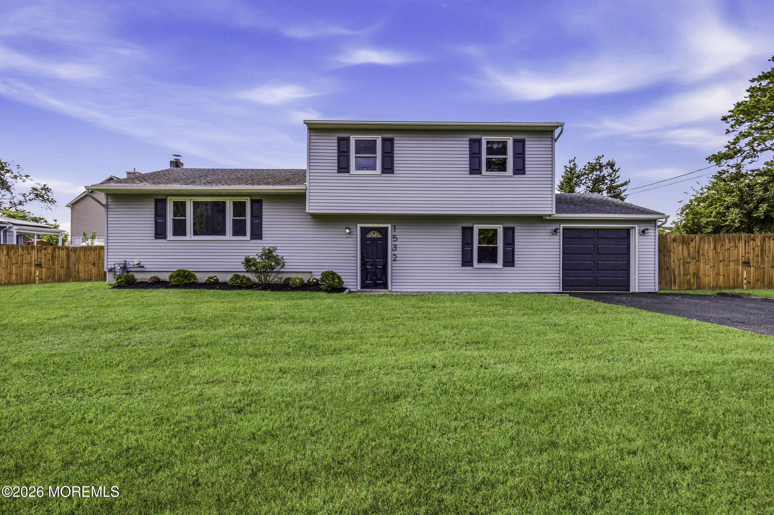 1532 8th Ave, Toms River, NJ 08757 photo