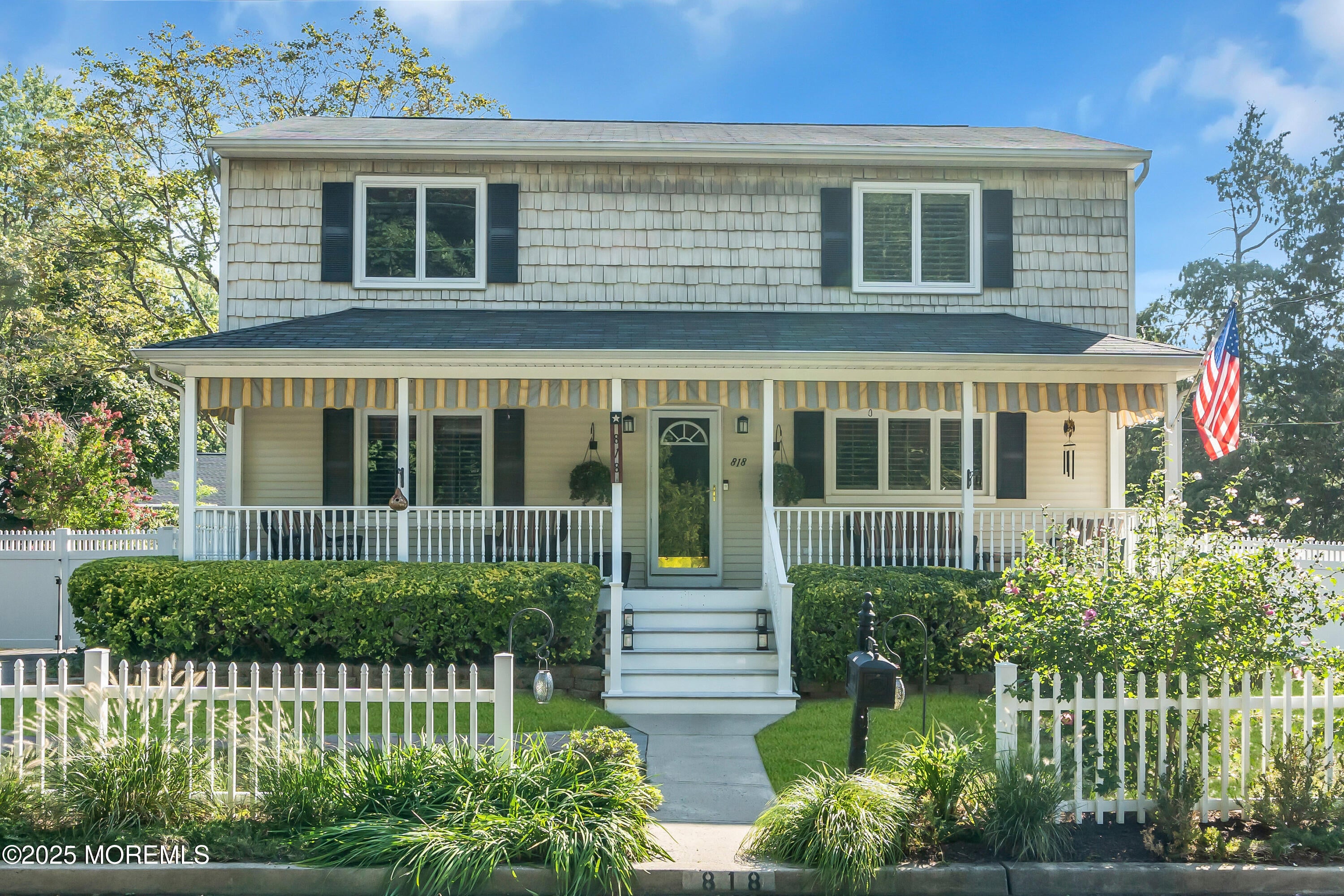 818 Arthur Dr, Red Bank, NJ 07701
