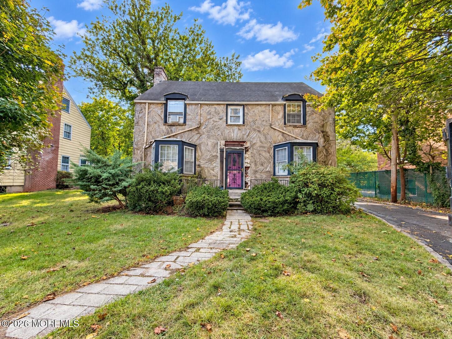 392 Berkeley Rd, Orange, NJ 07050