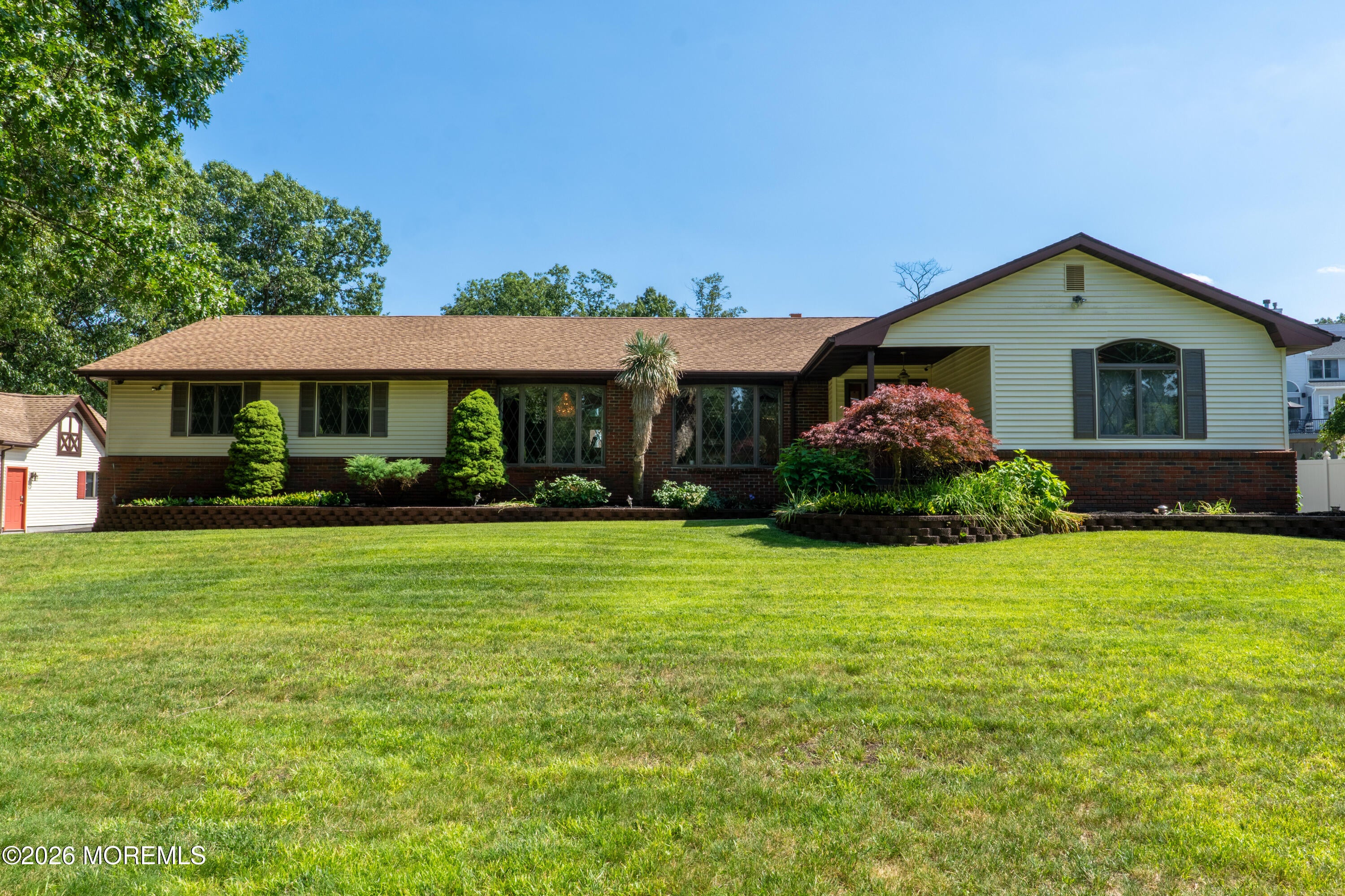126 Shenandoah Blvd, Toms River, NJ 08753 photo